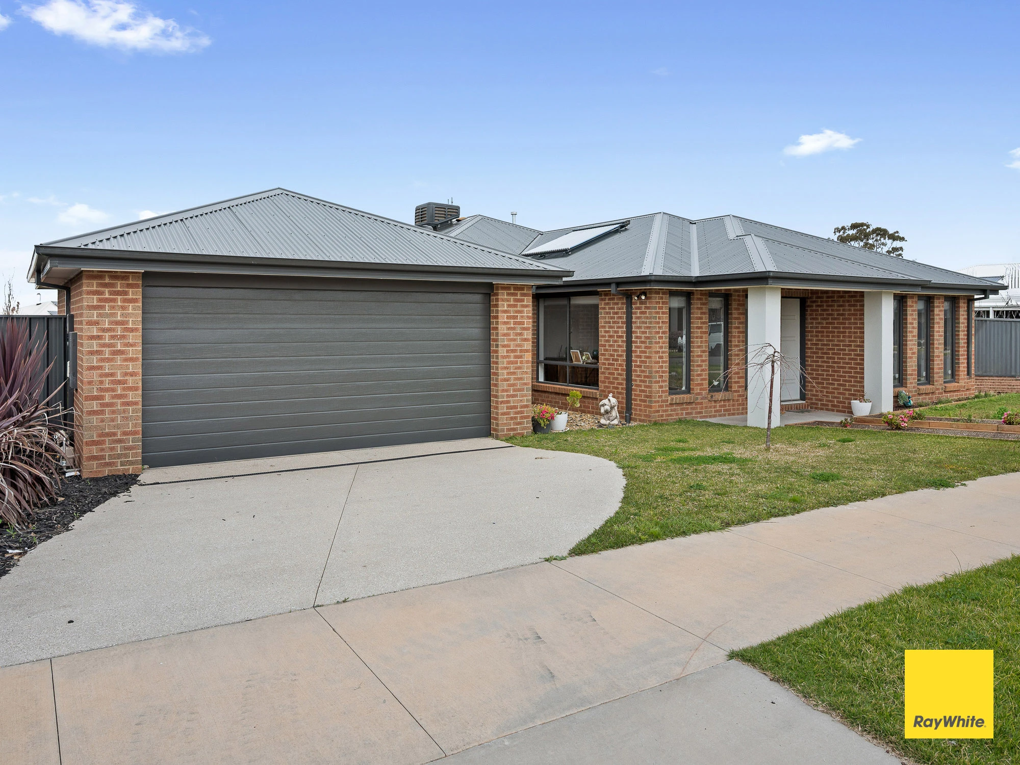 10 Streeton Avenue, Huntly, VIC 3551