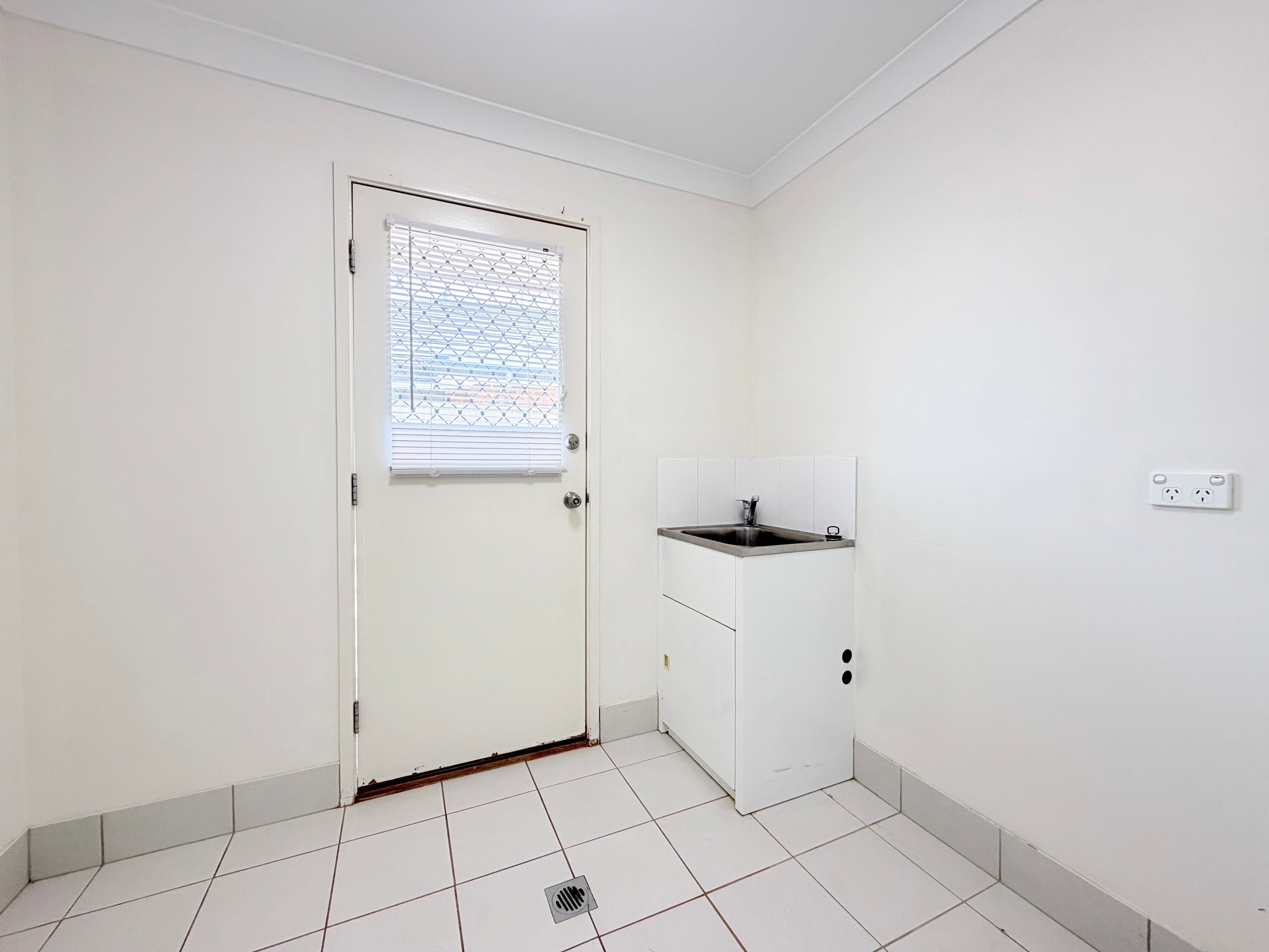 26 Blaxland Street — photo 14 of 15