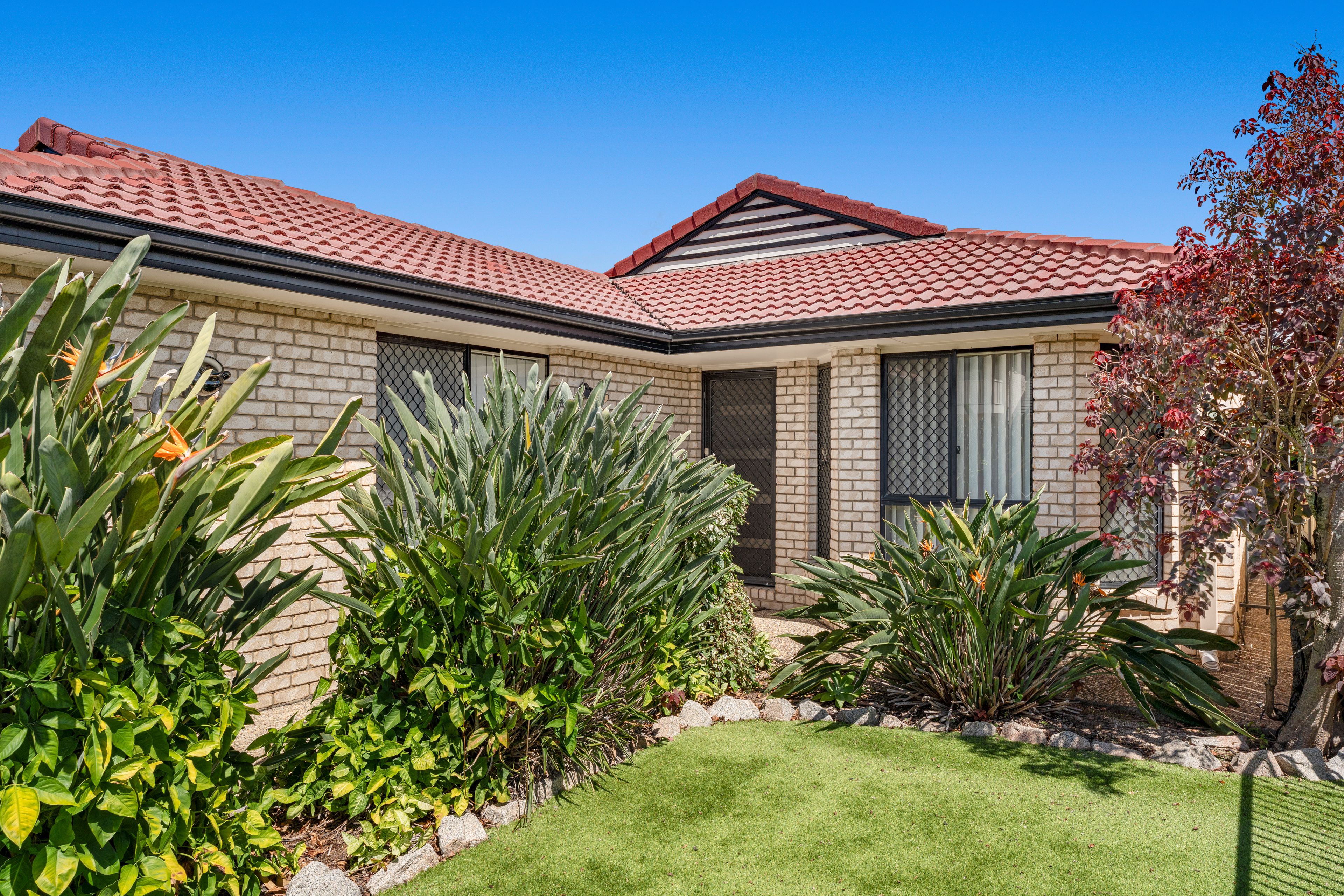 6 Leichhardt Avenue, Rothwell, QLD 4022