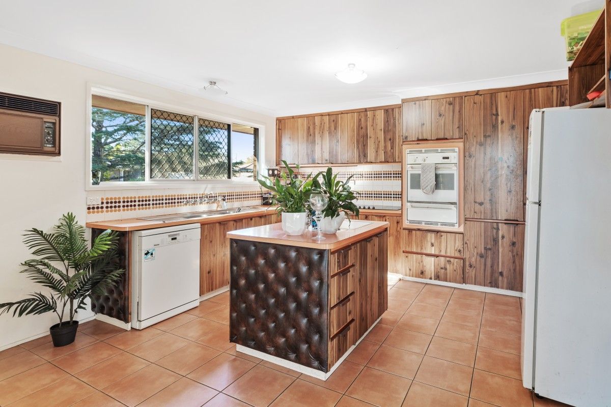 2 Cressbrook Court, Newtown, QLD 4350