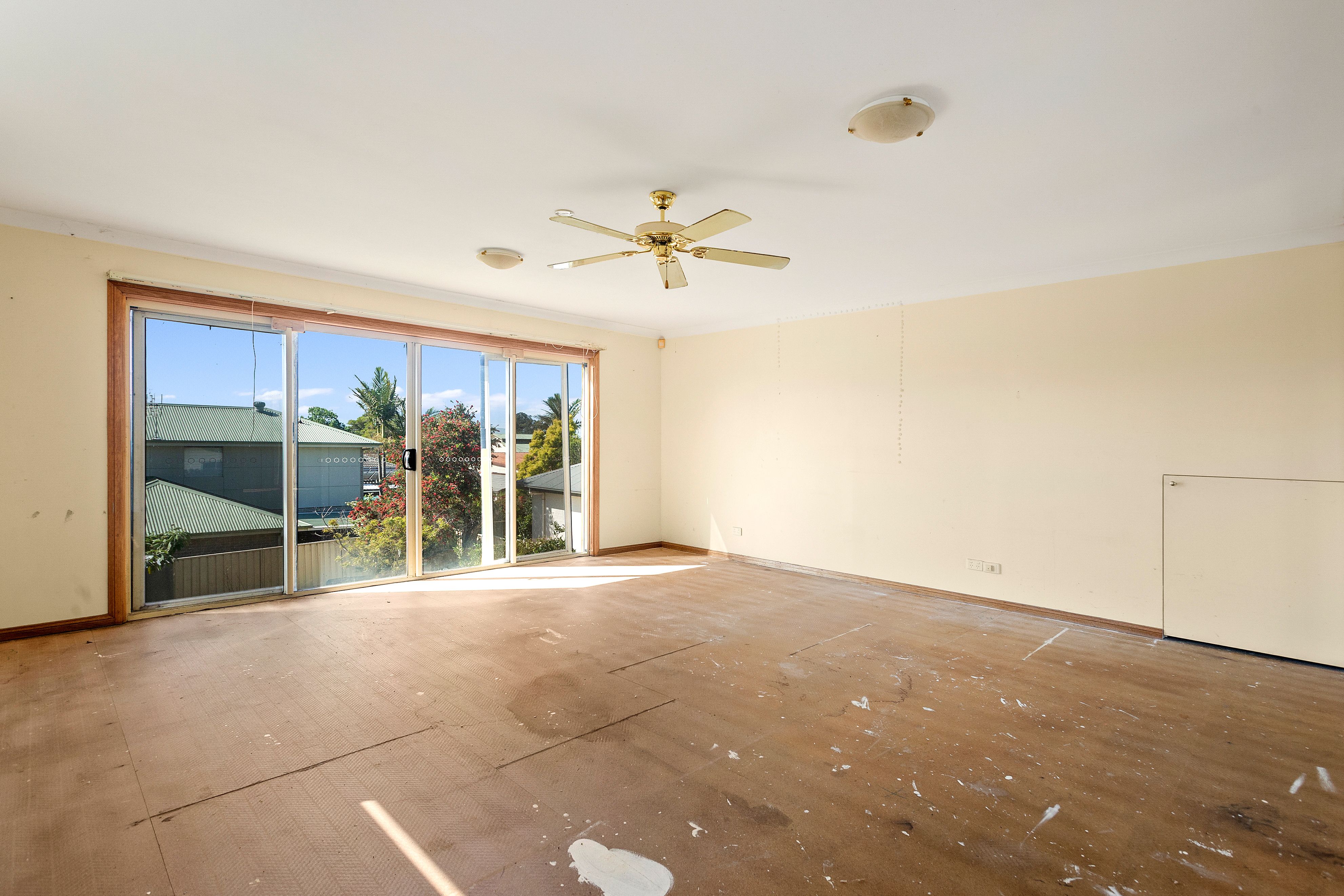 38 Wentworth Street — photo 5 of 10