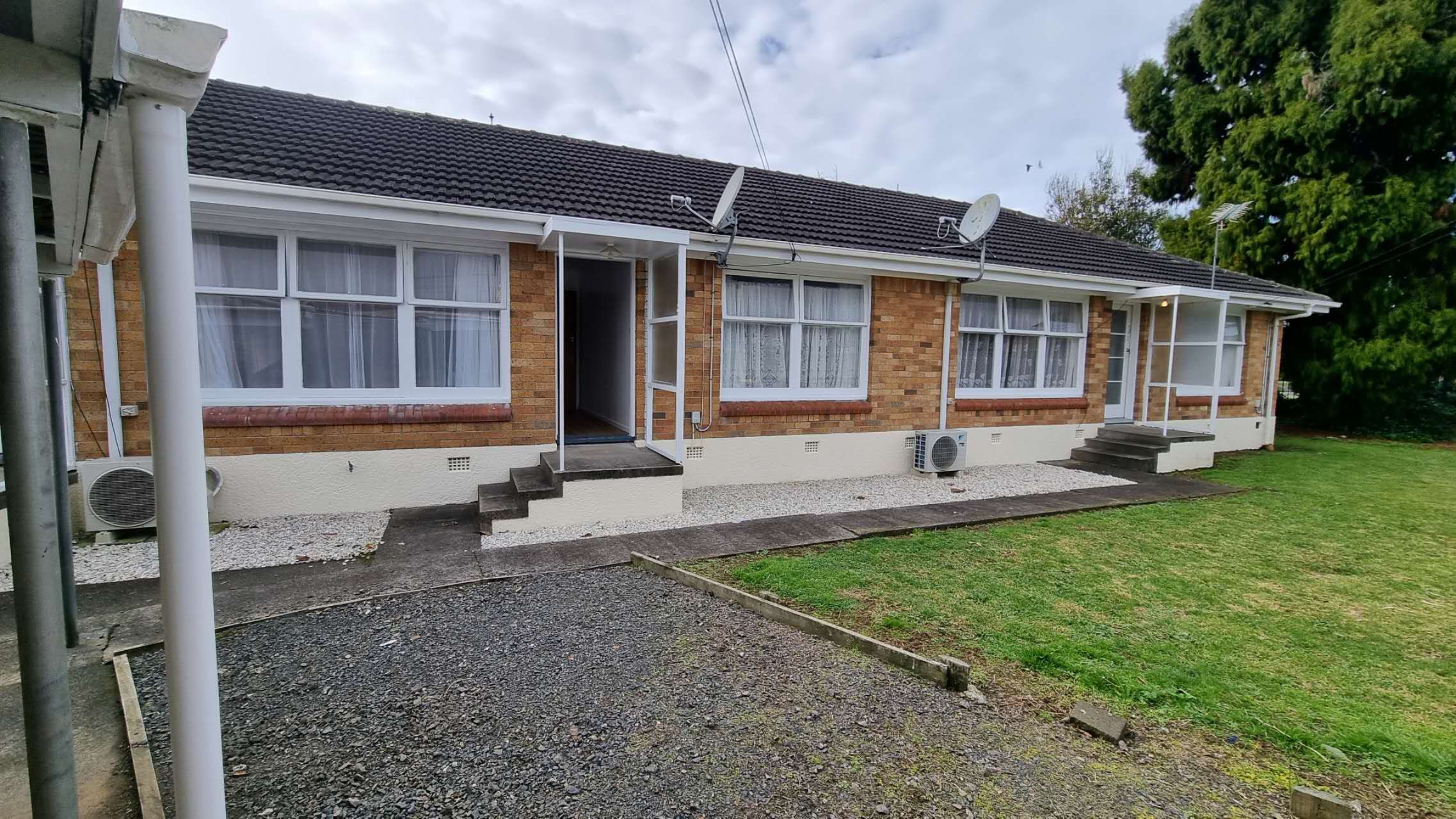 2/56 Regent Street, Papatoetoe, Manukau City