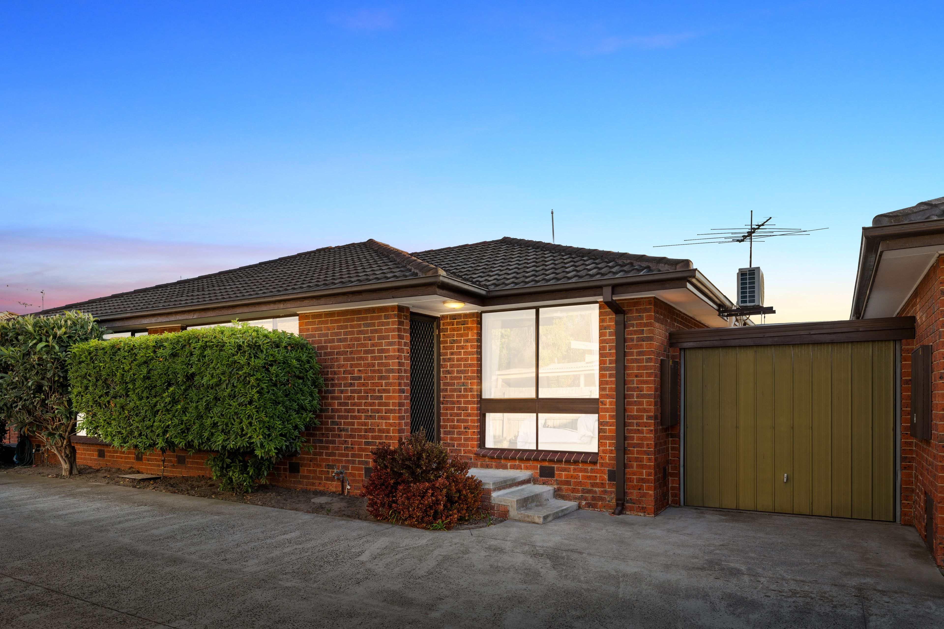 2/14 Gipps Avenue, Mordialloc, VIC 3195