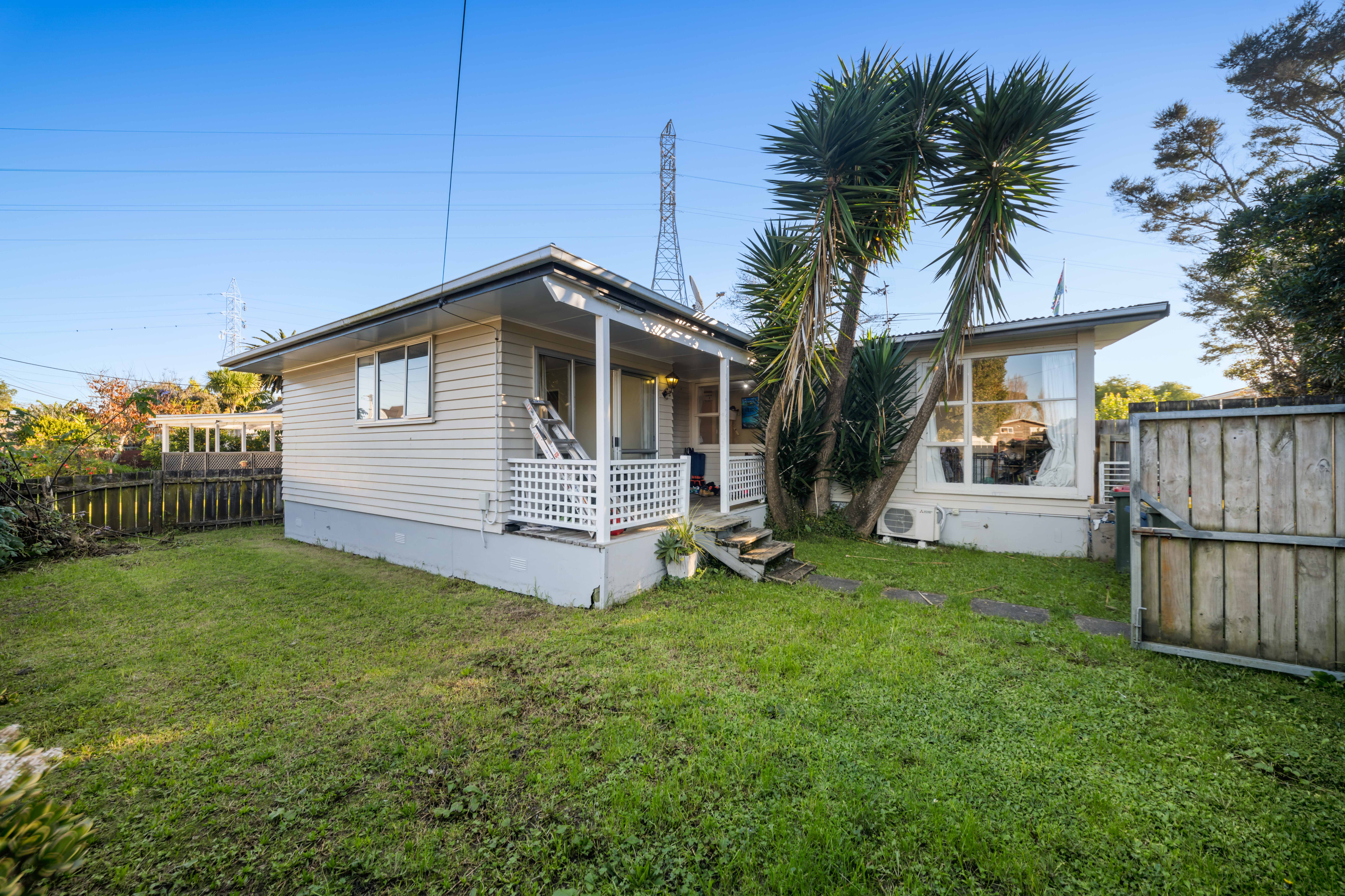 42 Cobham Crescent, Kelston, Waitakere City