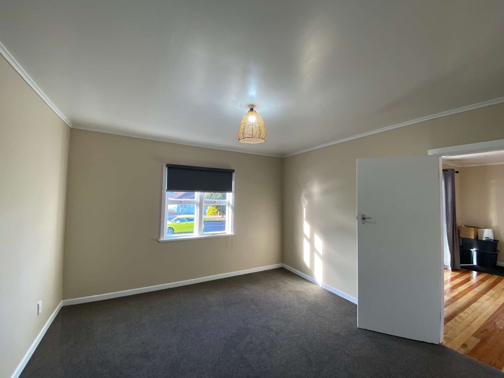 47B Keyte Street photo 8