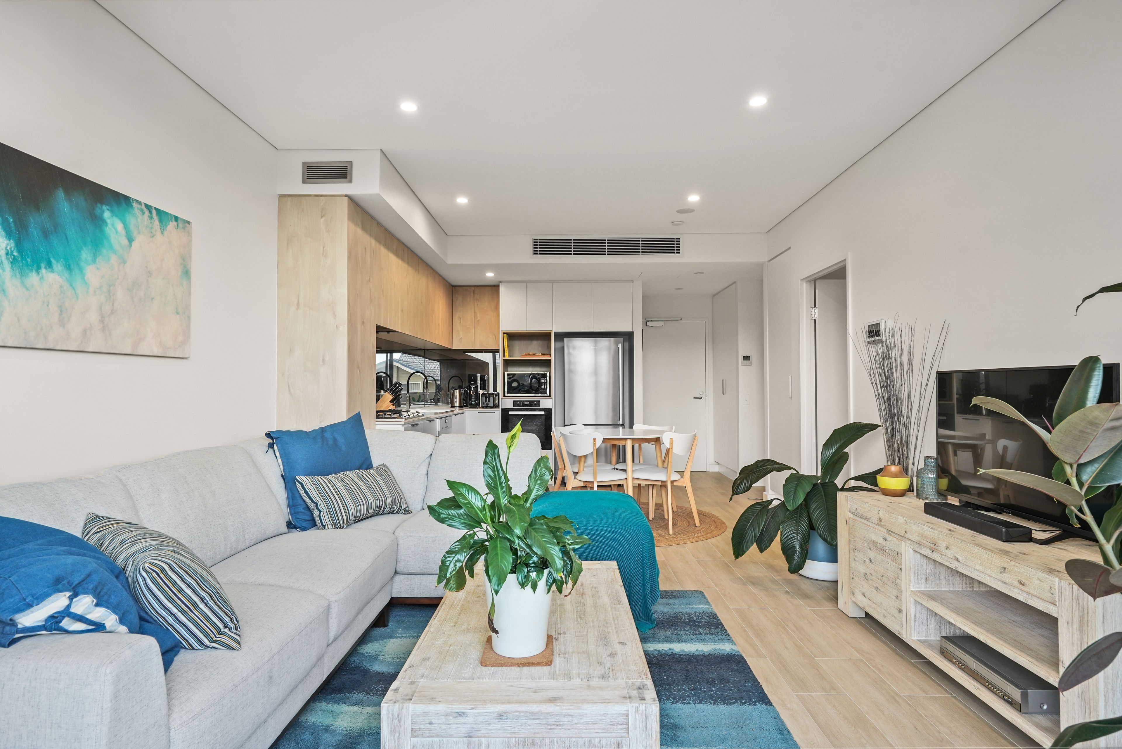 105/8 St George Street — photo 3 of 8