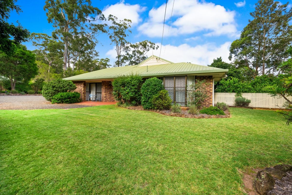 3 Greenway Court, Highfields QLD 4352