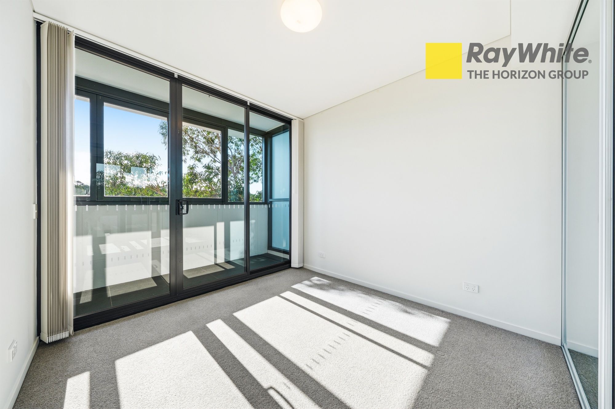 9092/5 Bennelong Parkway — photo 14 of 25