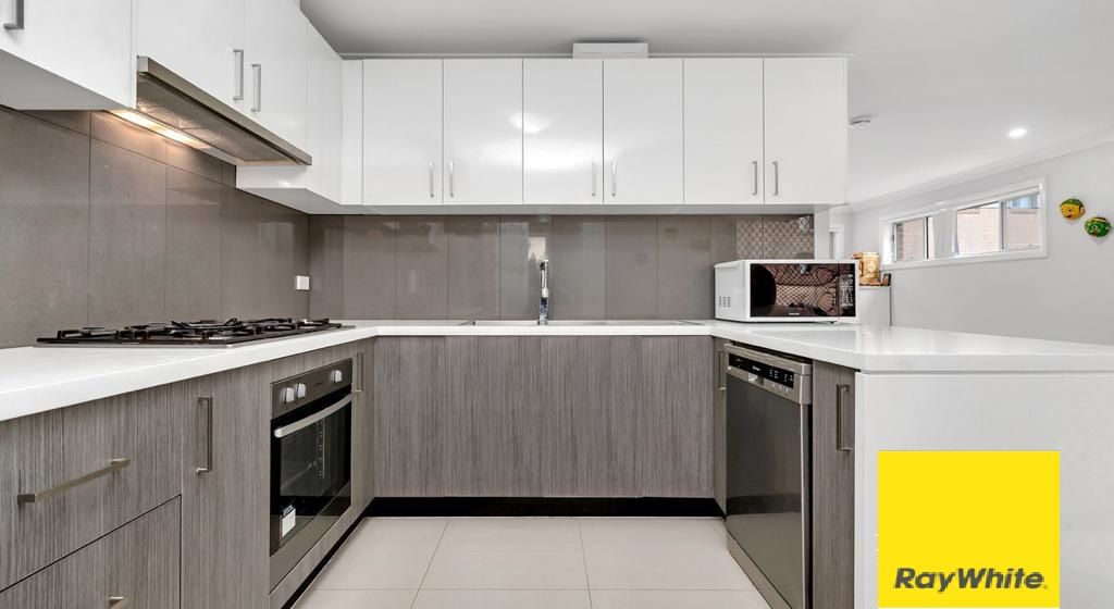 11 Oregano Glade, Rooty Hill, NSW 2766