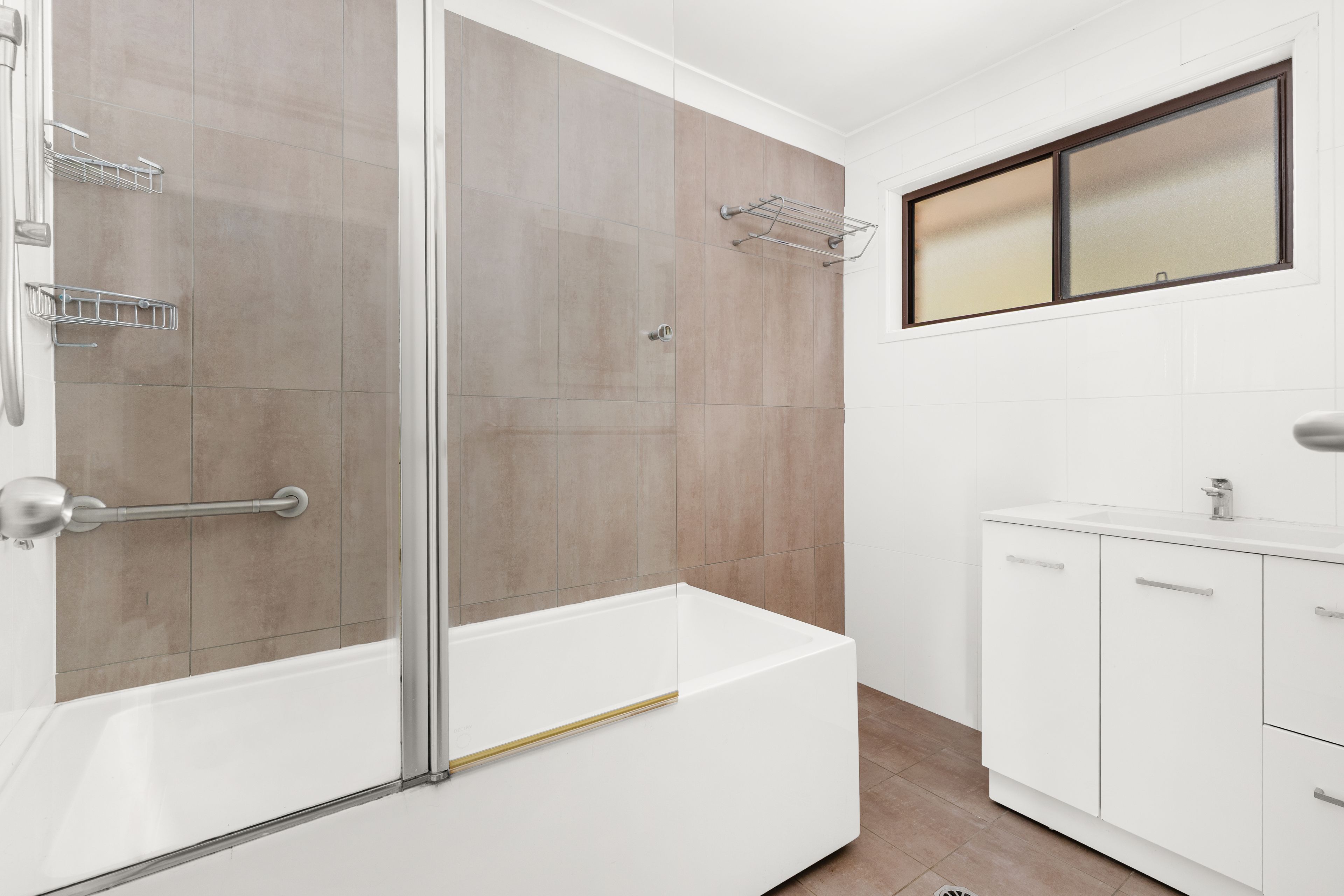 231 Lennoxton Road — photo 5 of 12