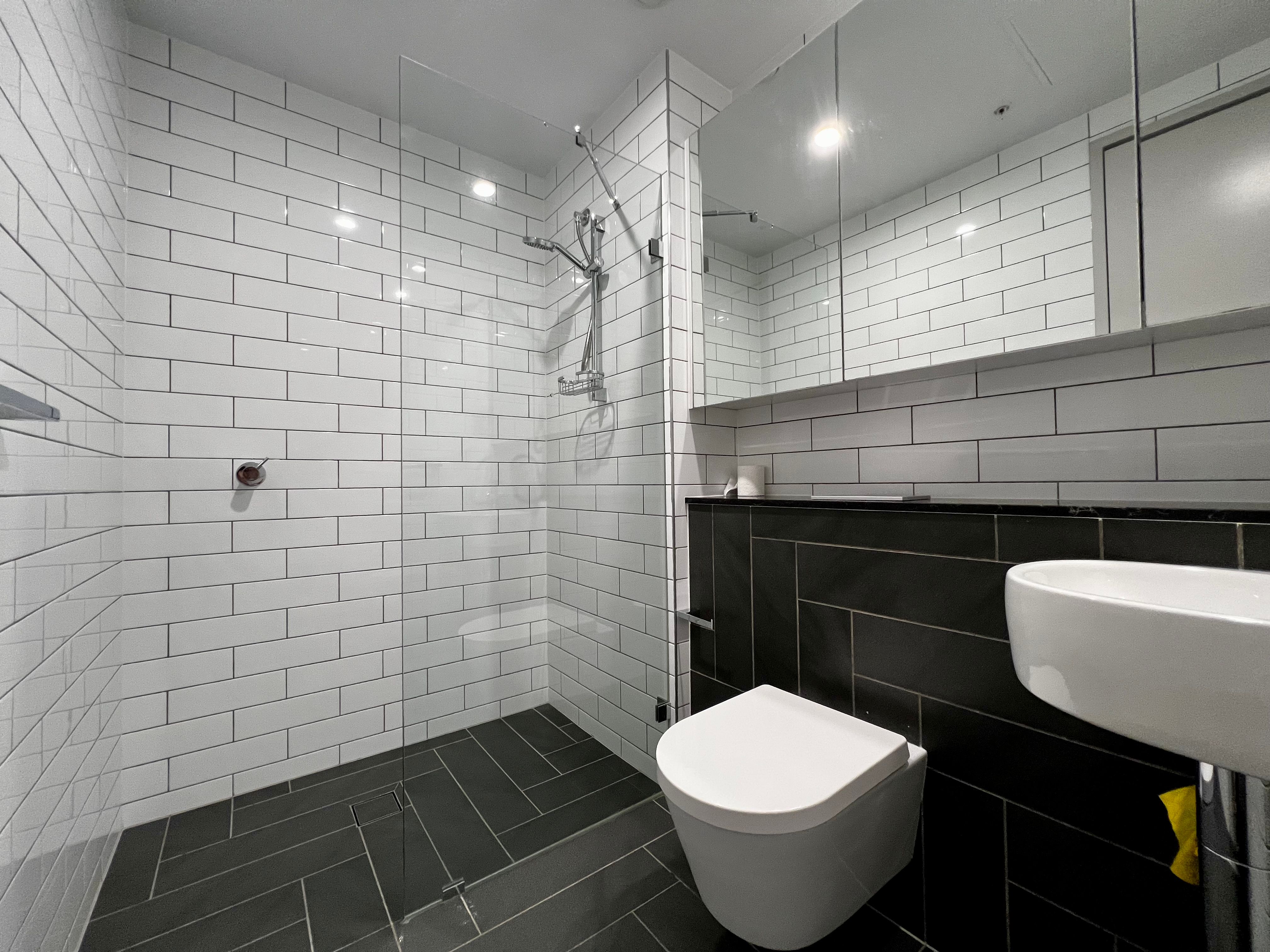 G1/6 Bourke Street — photo 6 of 10