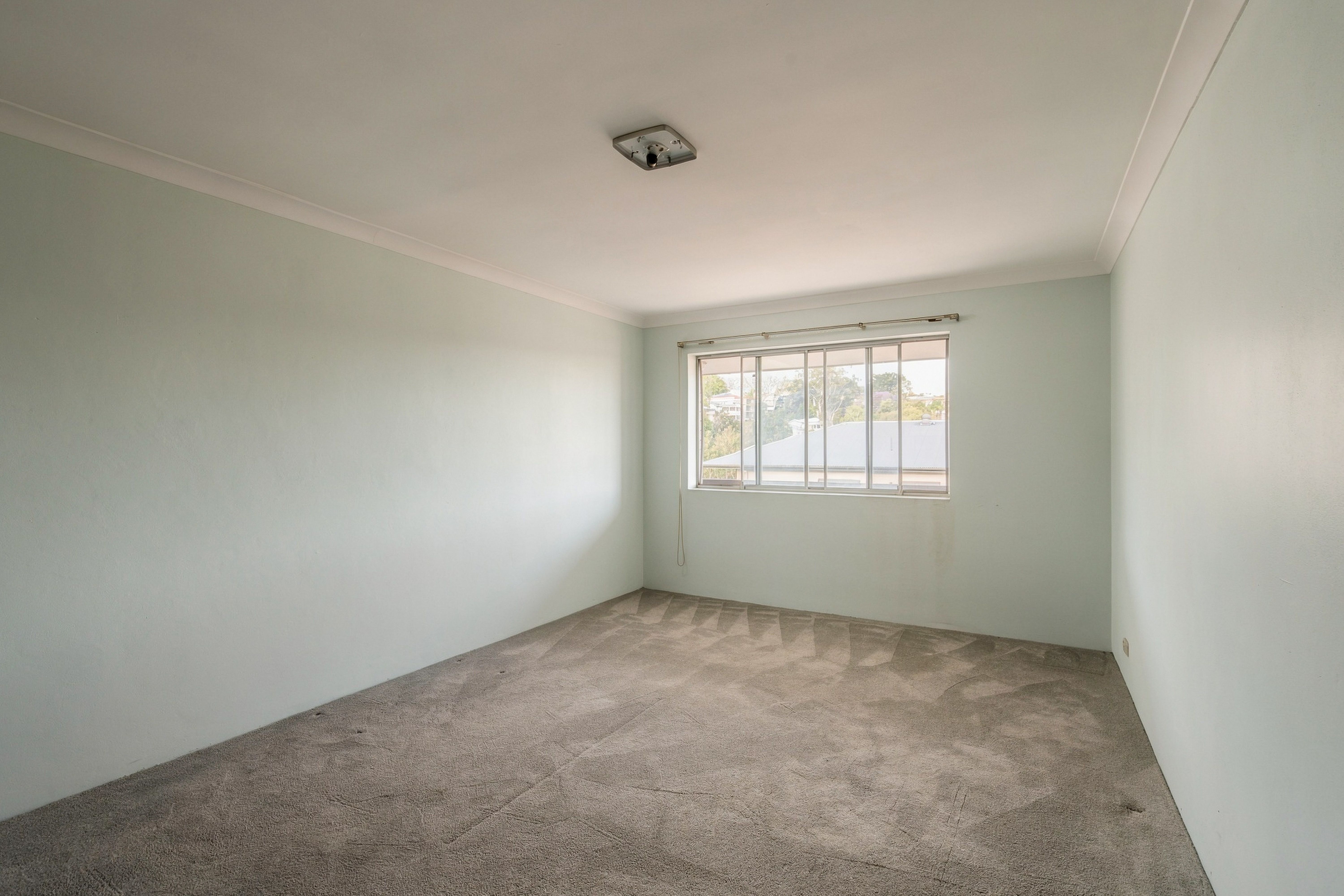 5/87 Hall Street — photo 7 of 10