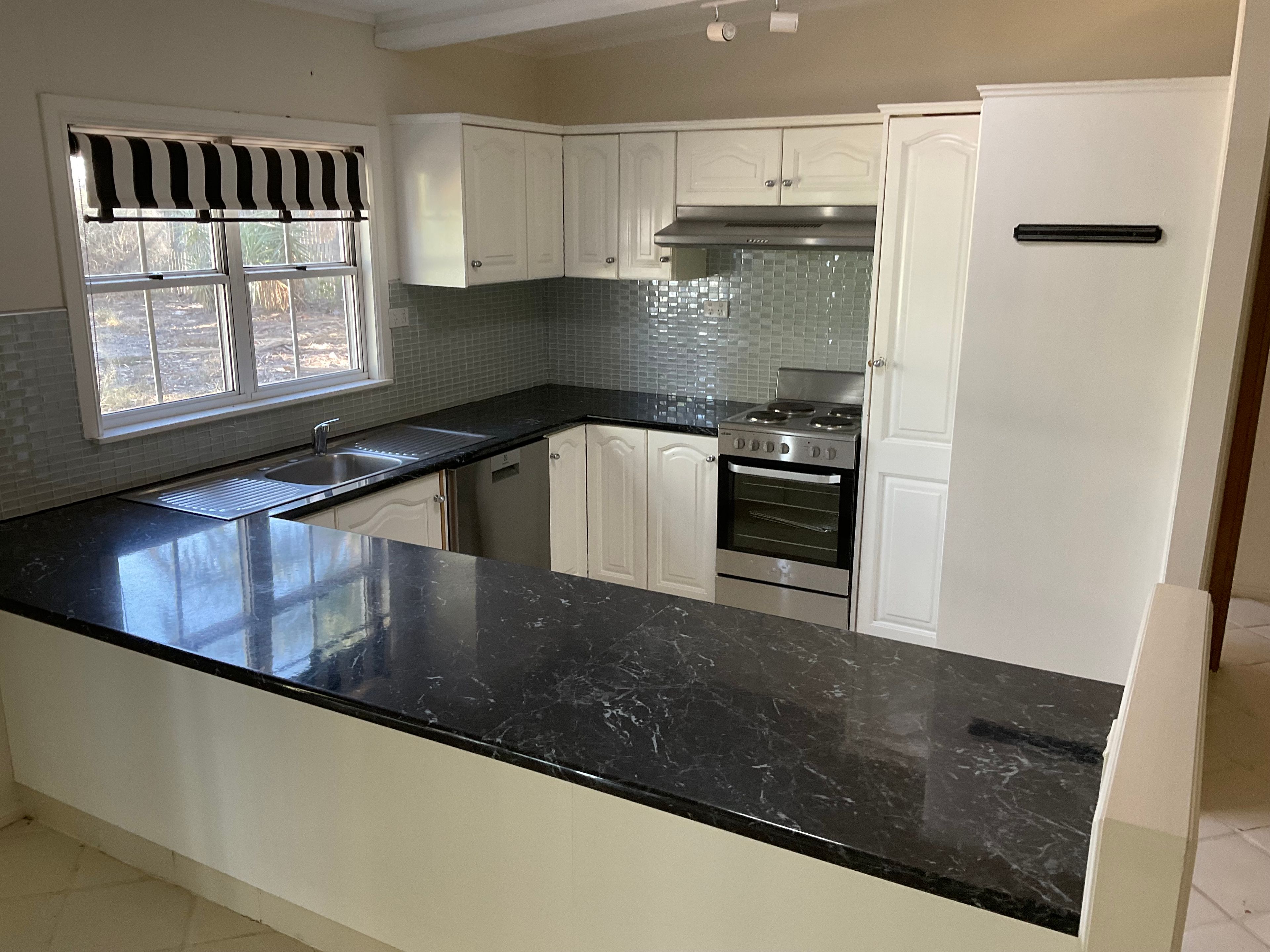 27966 Cunningham Highway, Whetstone, QLD 4387