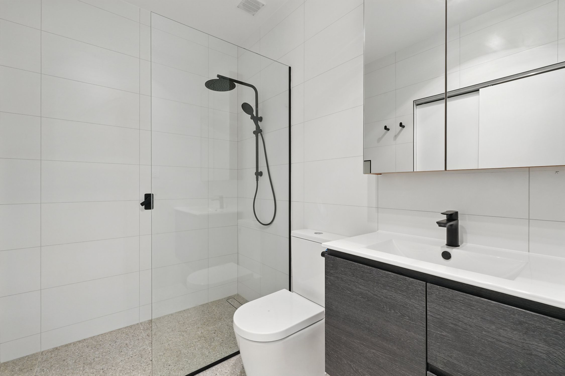 127 Liverpool Street — photo 4 of 8