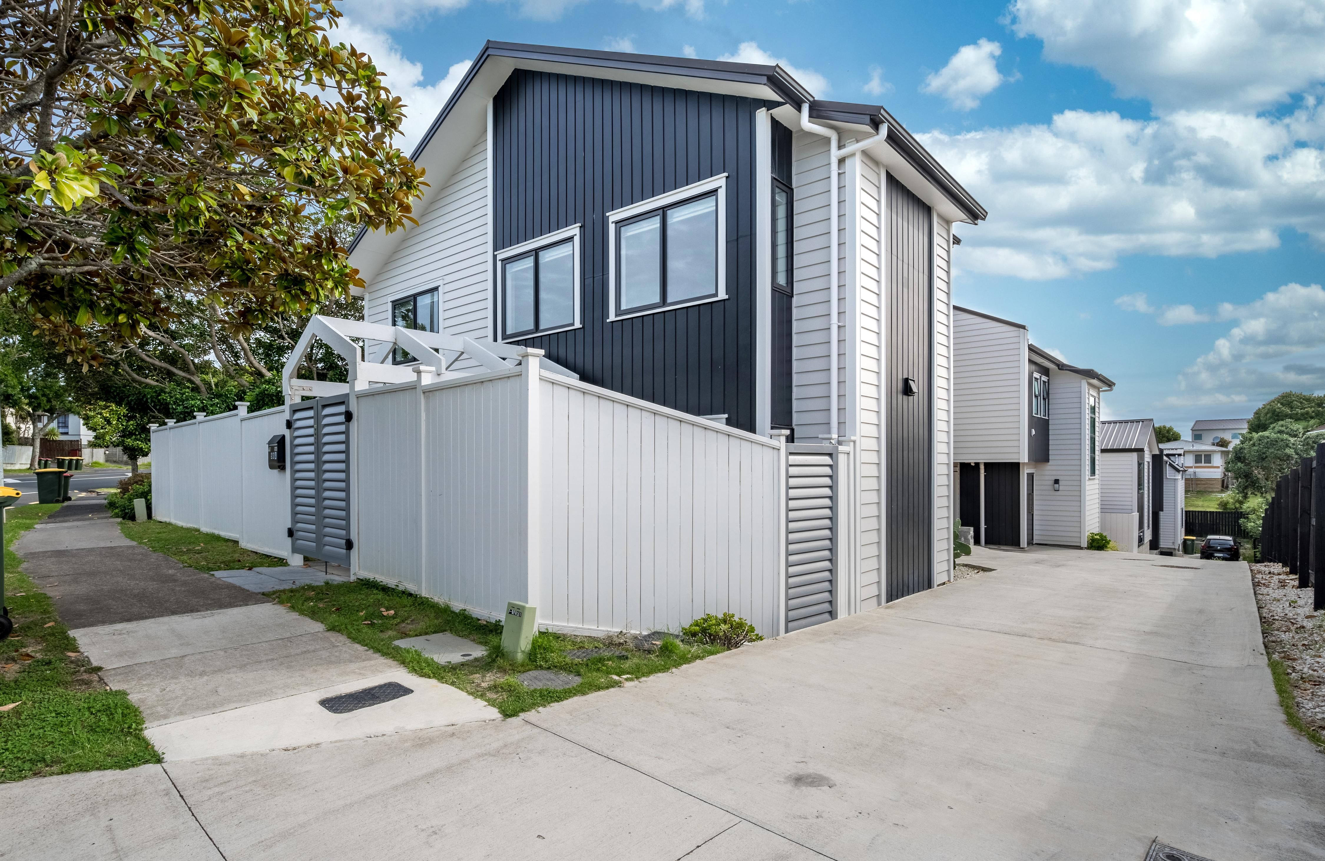 50A Botany Road, Botany Downs, Manukau City