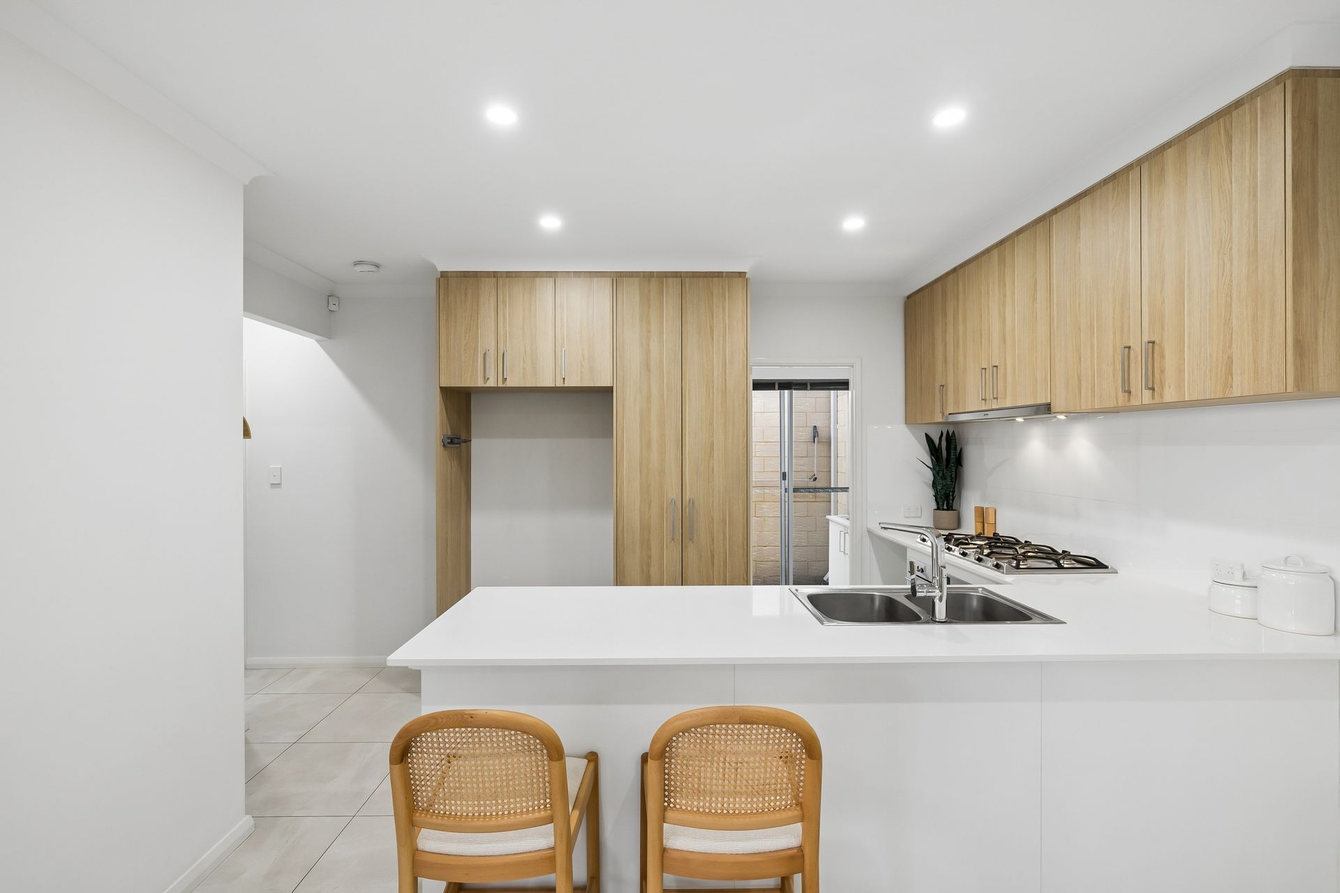 404B Hector Street — photo 12 of 23