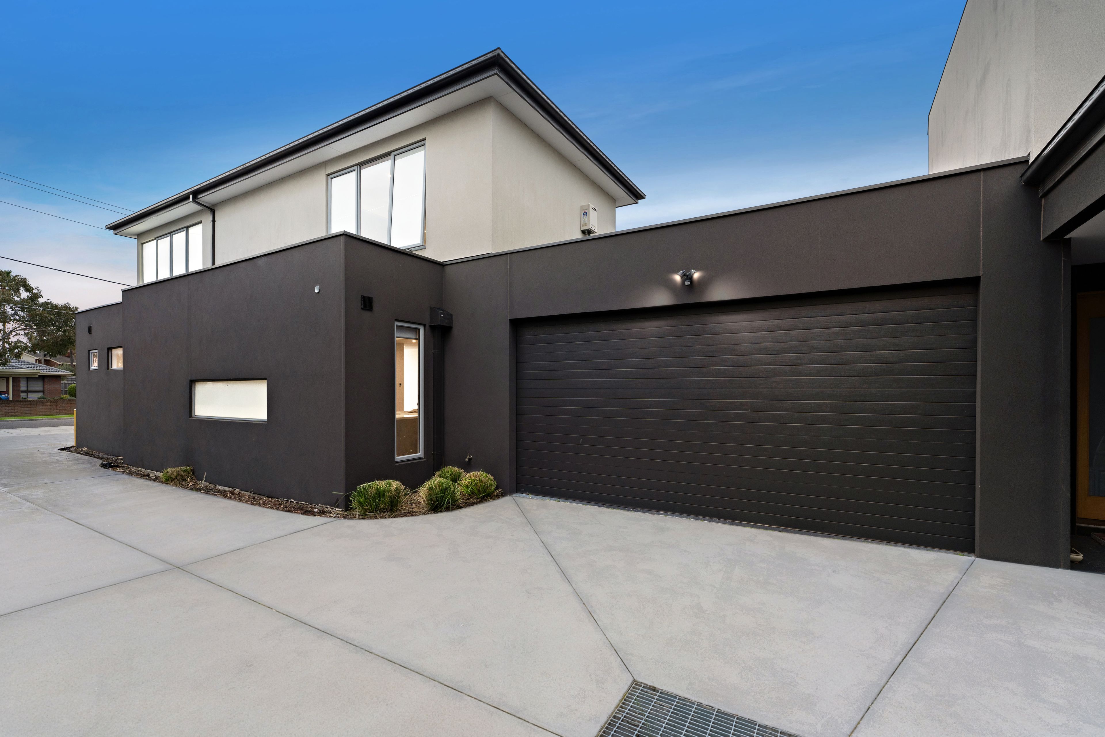 1/8 Canberra Street — photo 26 of 26