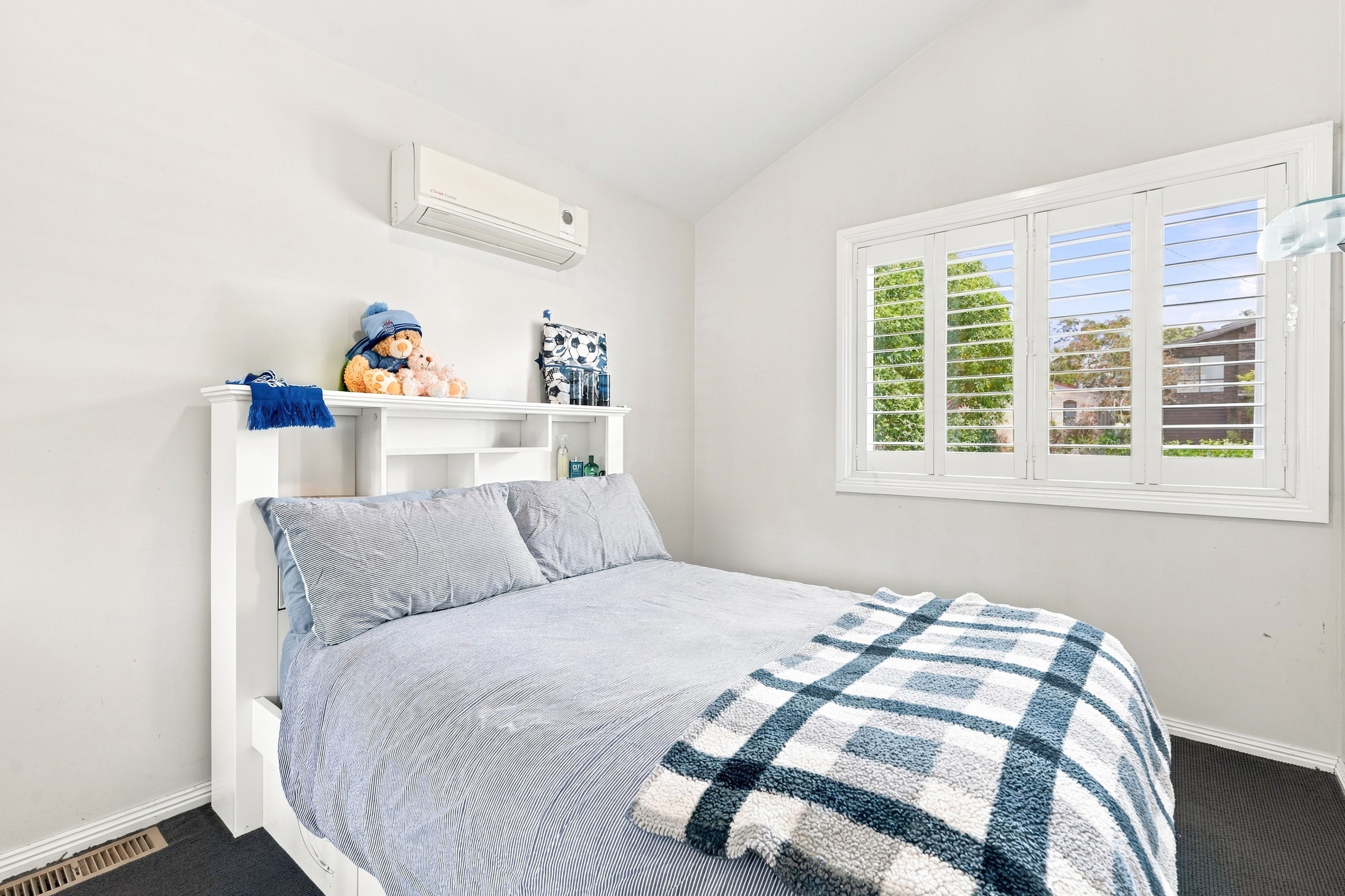 62 Promenade Avenue — photo 8 of 18