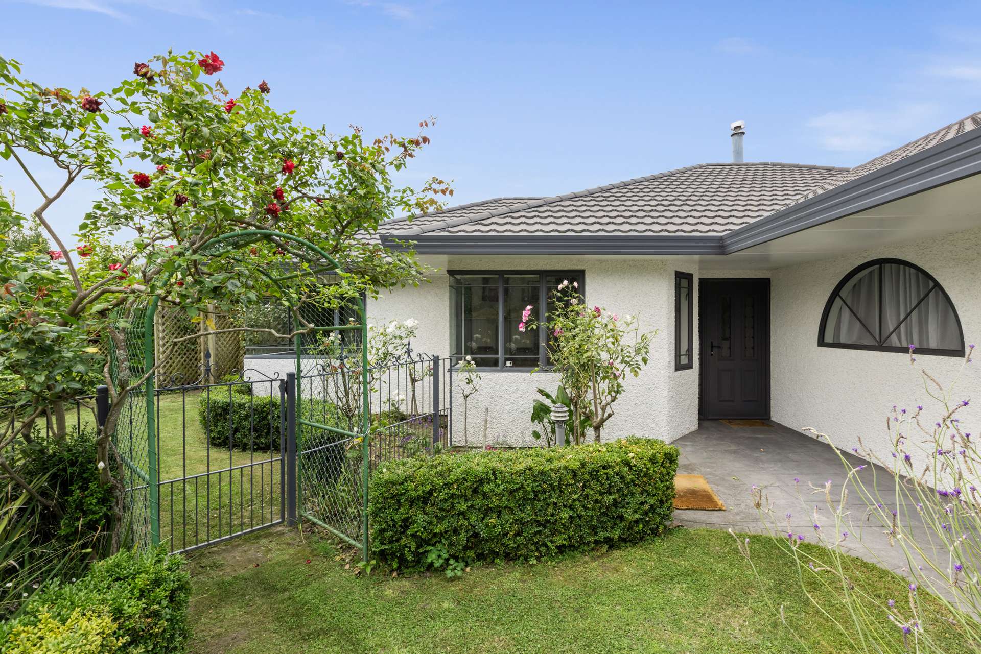10 Cheval Place photo 0
