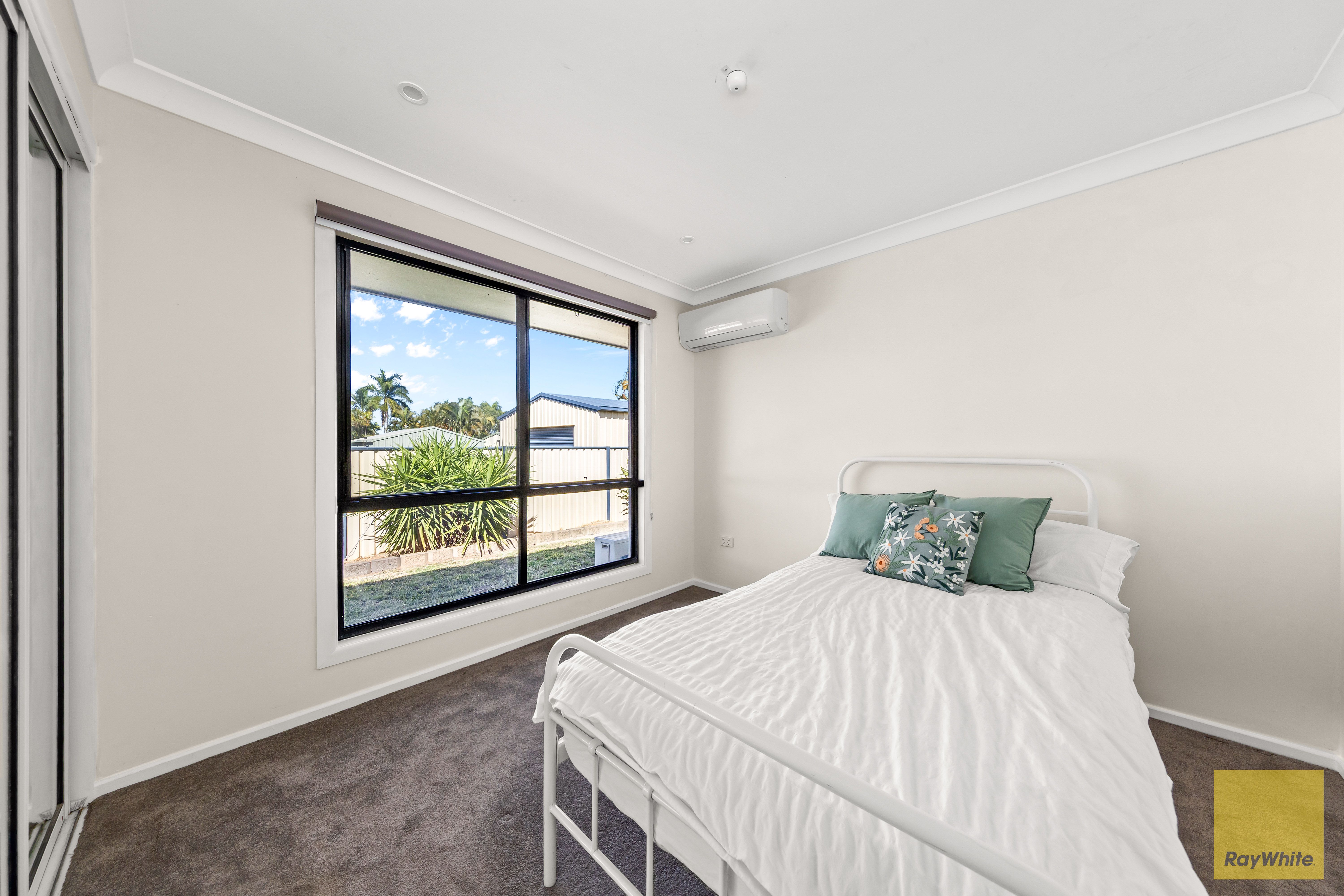 43 Crinum Crescent — photo 14 of 21