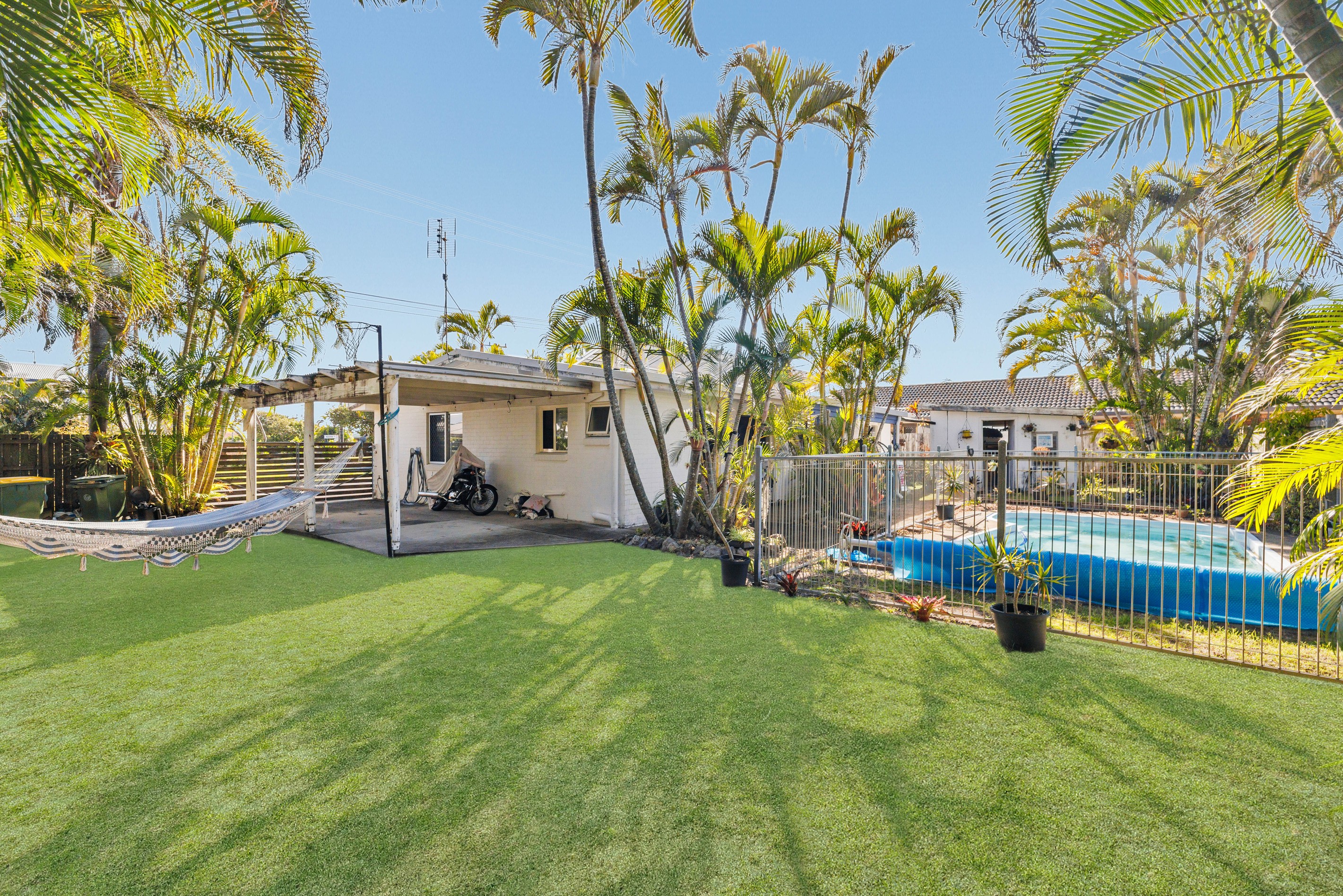 1 Allara Street, Warana, QLD 4575