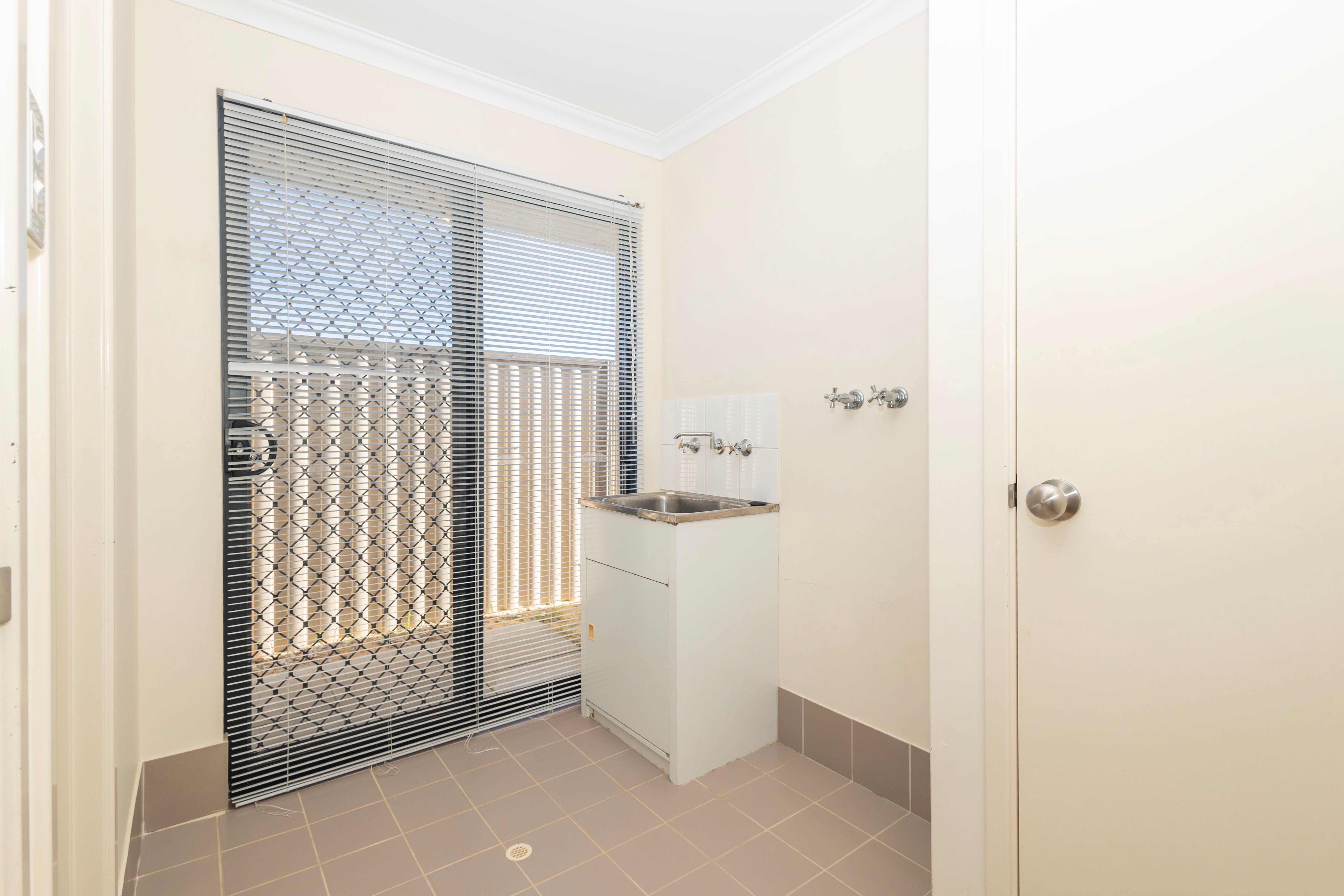 29 Dryandra Boulevard — photo 19 of 24