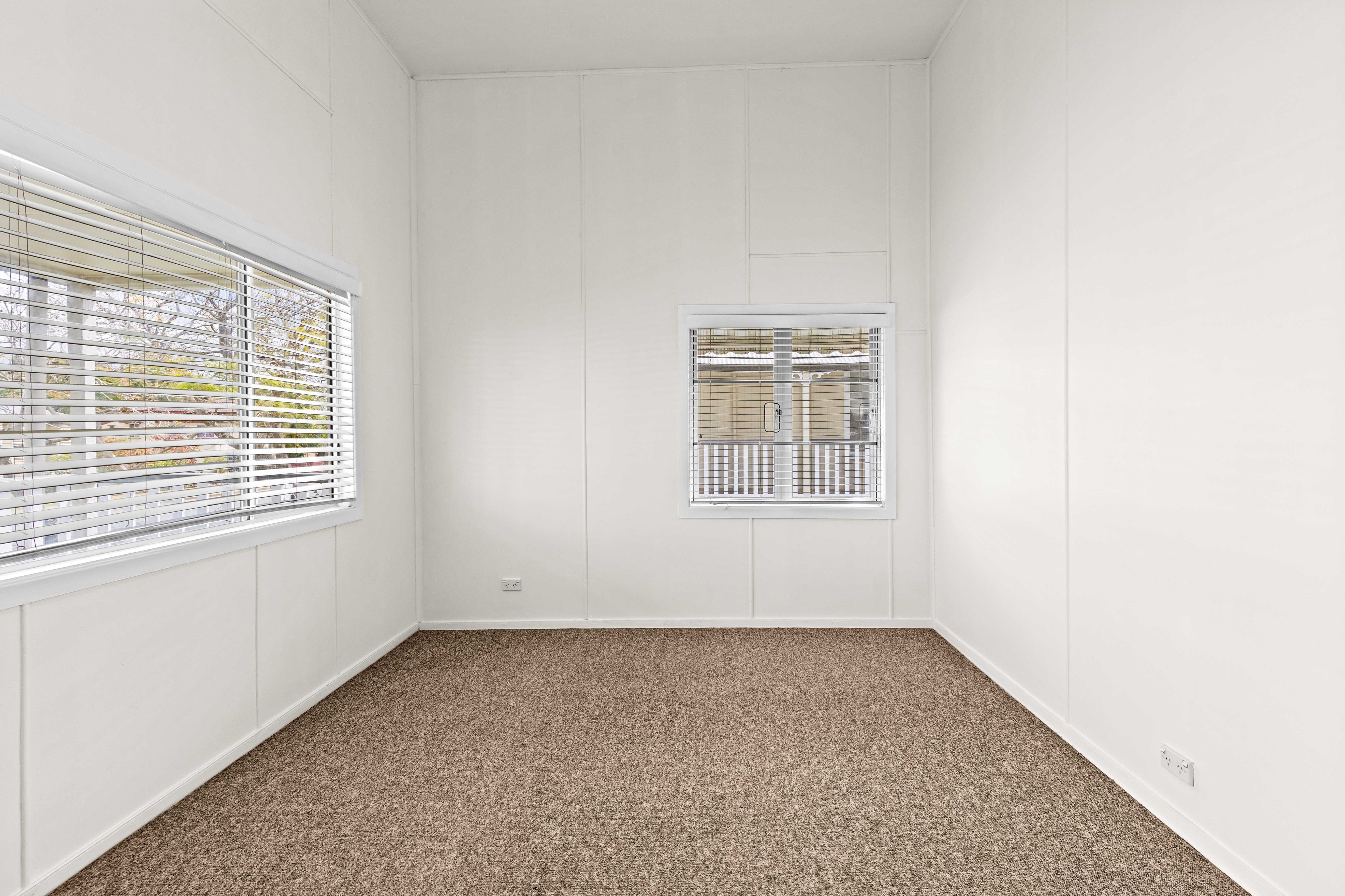 33 Churchill Street — photo 9 of 19