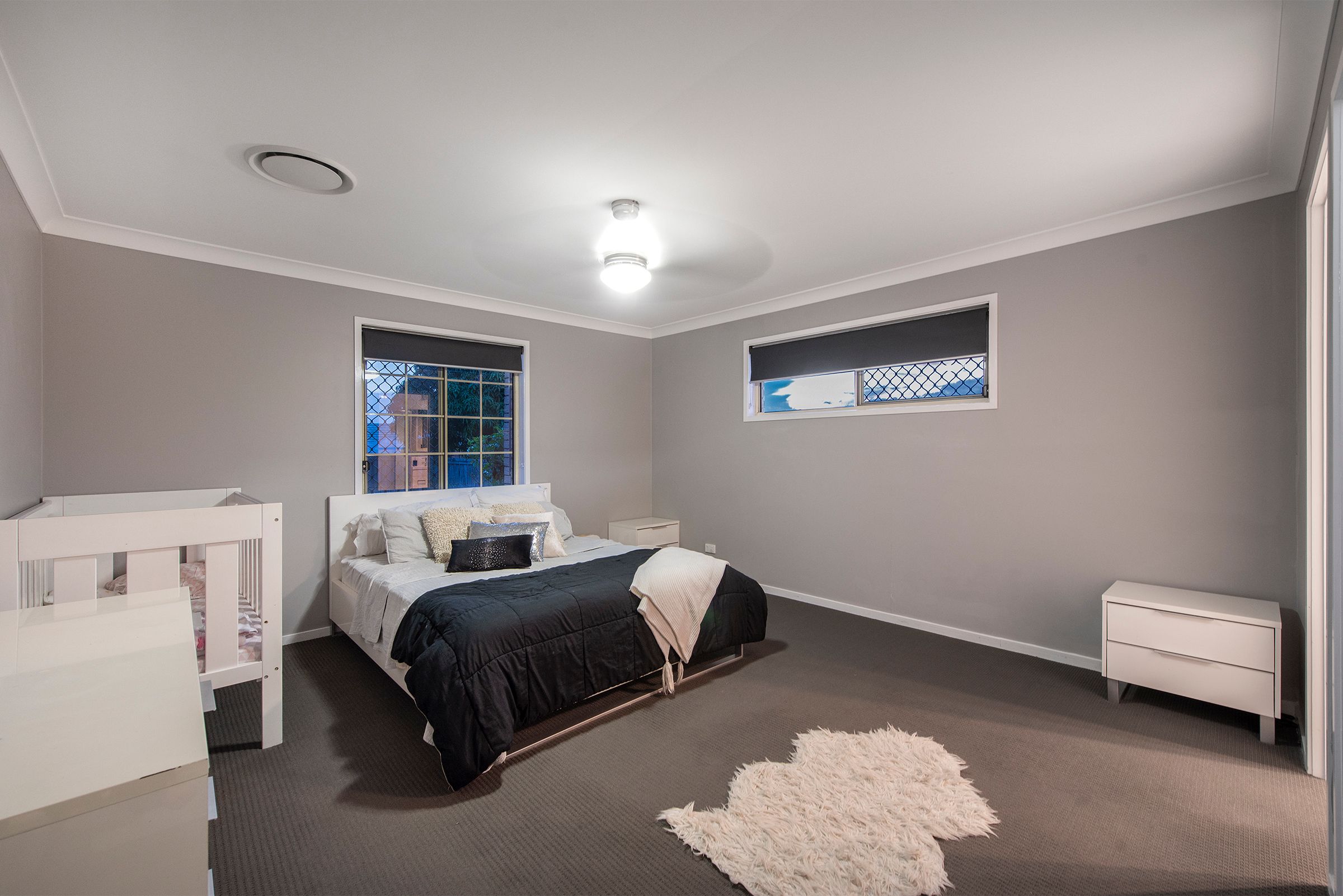 8 Debanie Court, Marsden, QLD 4132