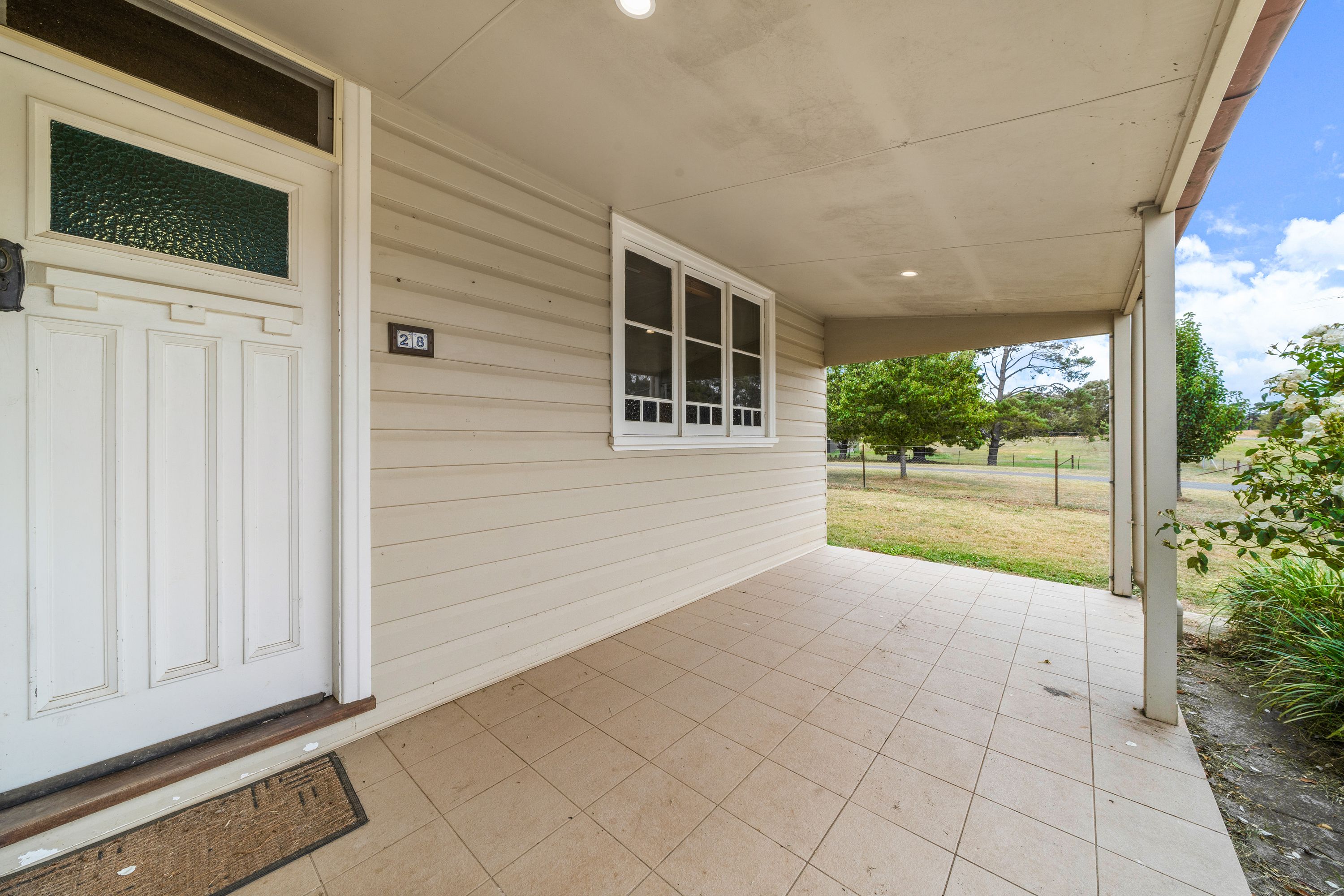 28 Lind Street, Gundaroo, NSW 2620
