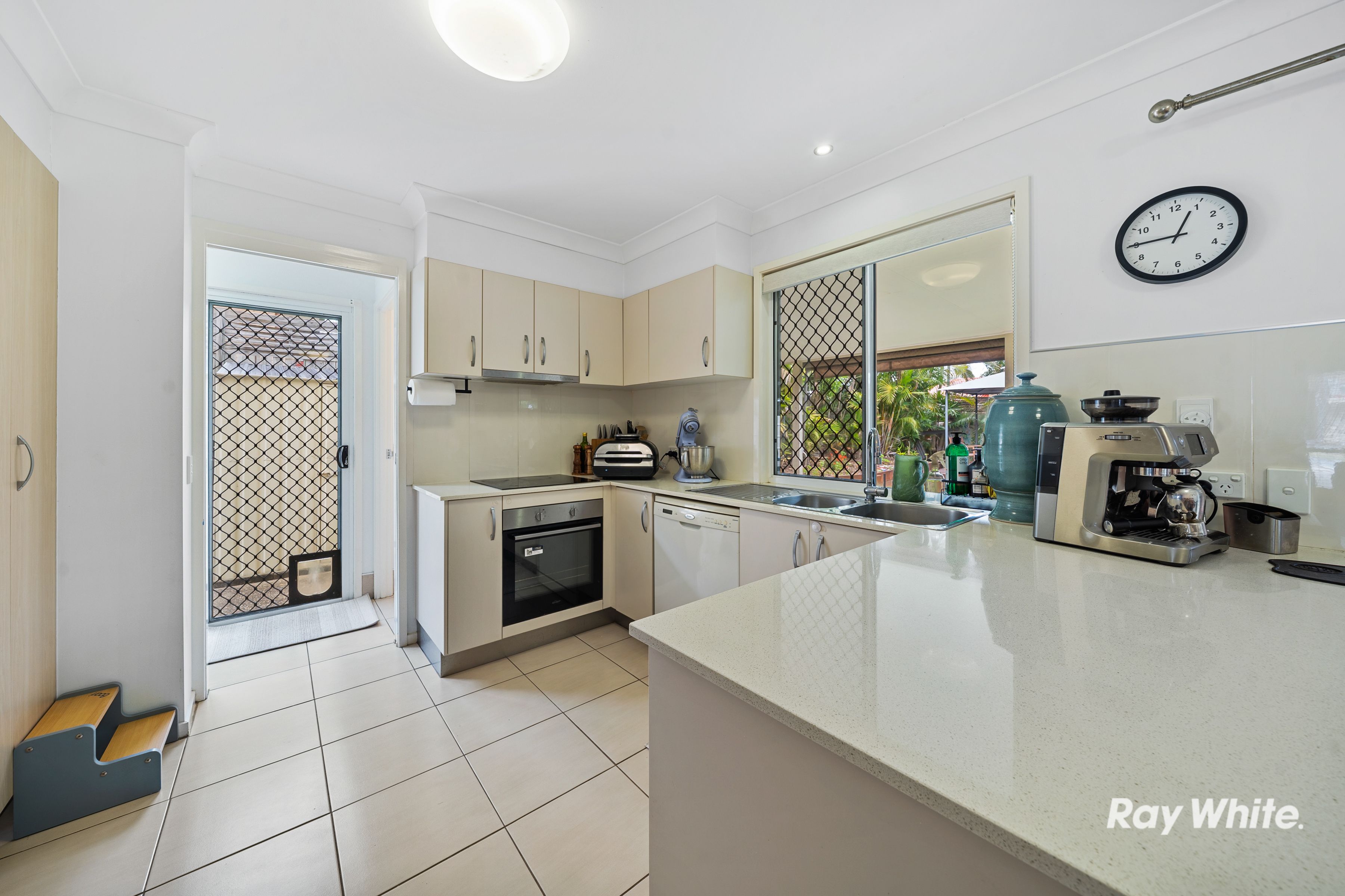 14A Whitfield Avenue — photo 4 of 22