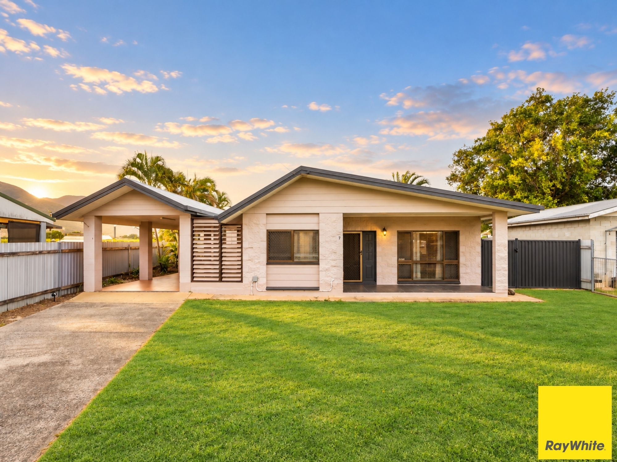 7 Whittaker Close — photo 24 of 30