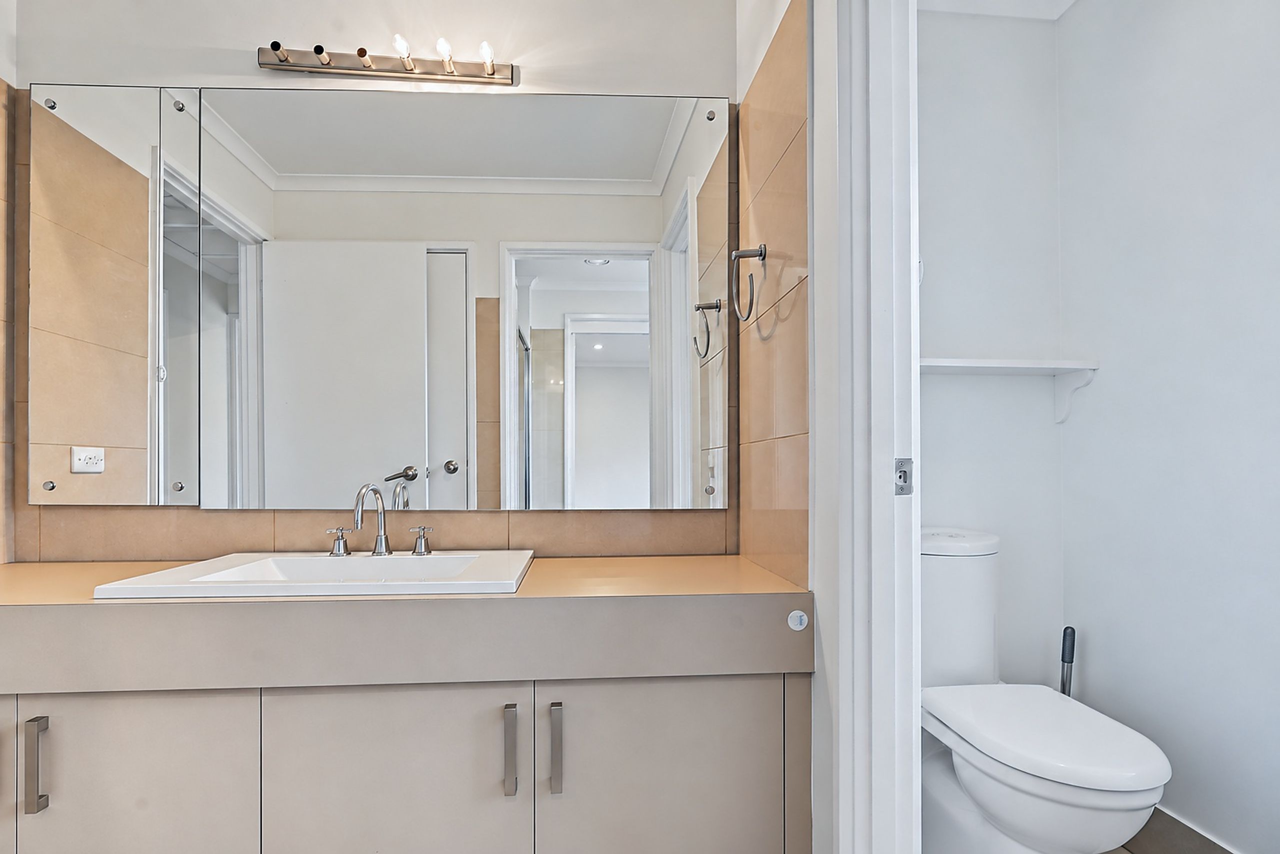 26 Rosedale Drive — photo 10 of 14