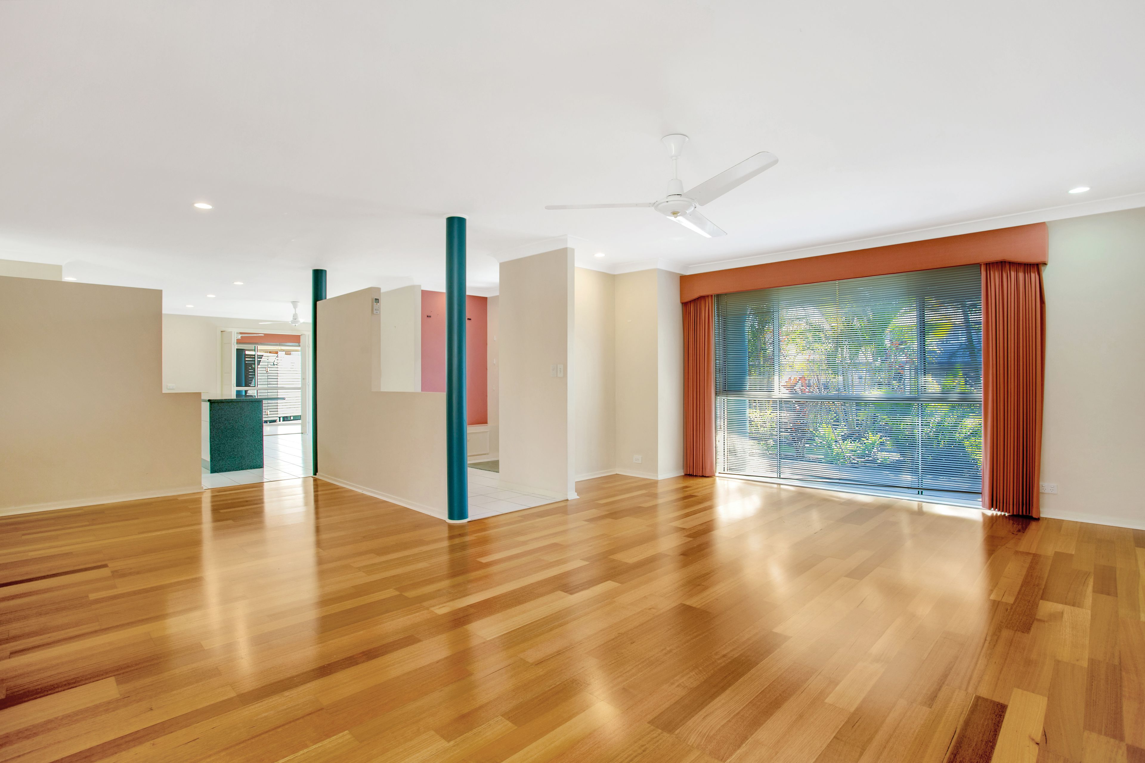 4 Putter Place, Arundel, QLD 4214