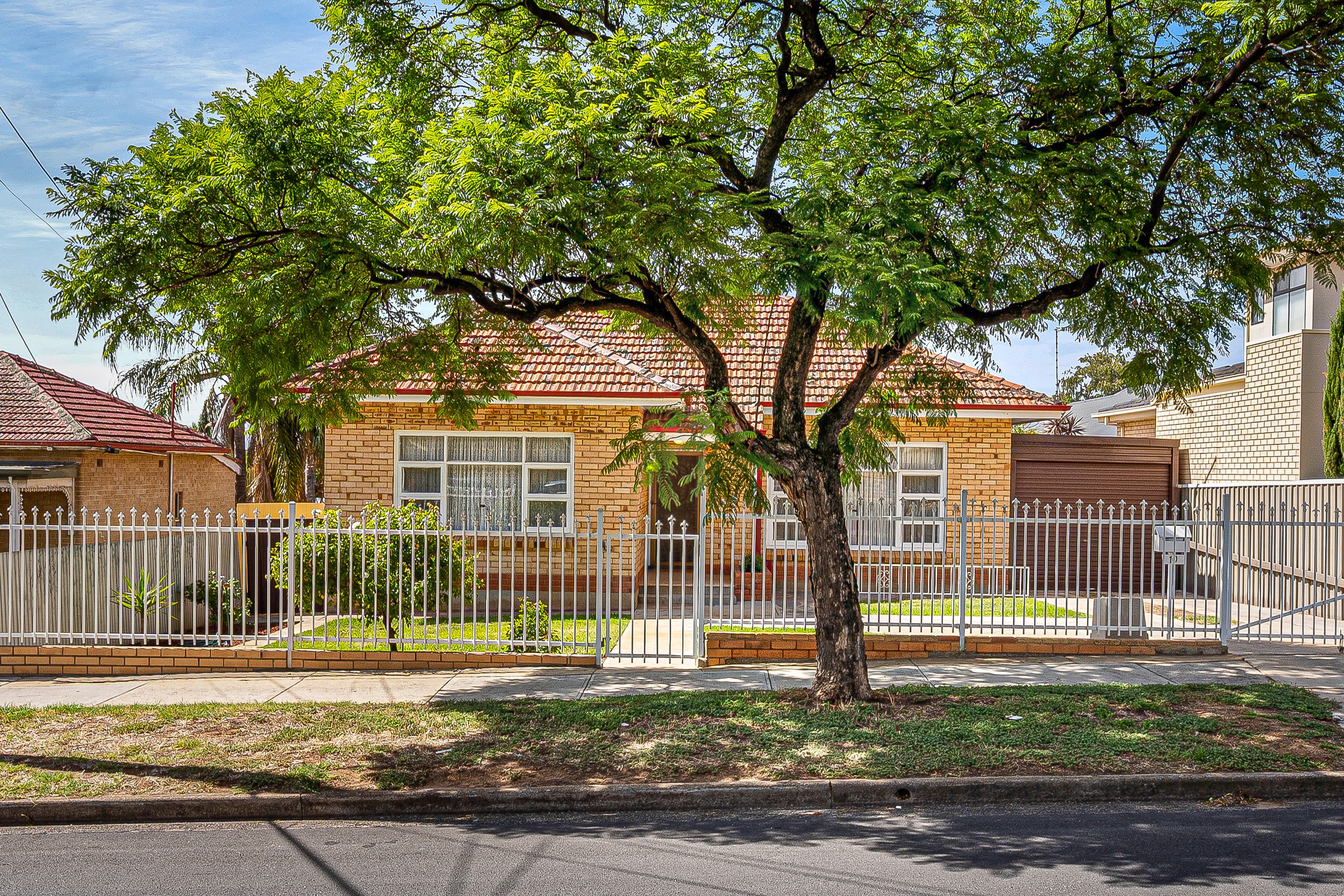 10 Clifton Street, Blair Athol, SA 5084