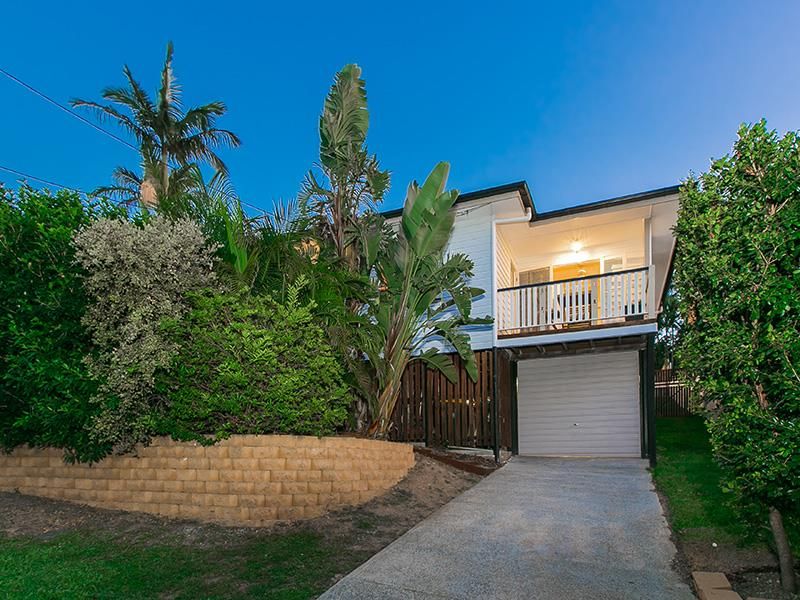 10 Elliot Street, Tarragindi, QLD 4121