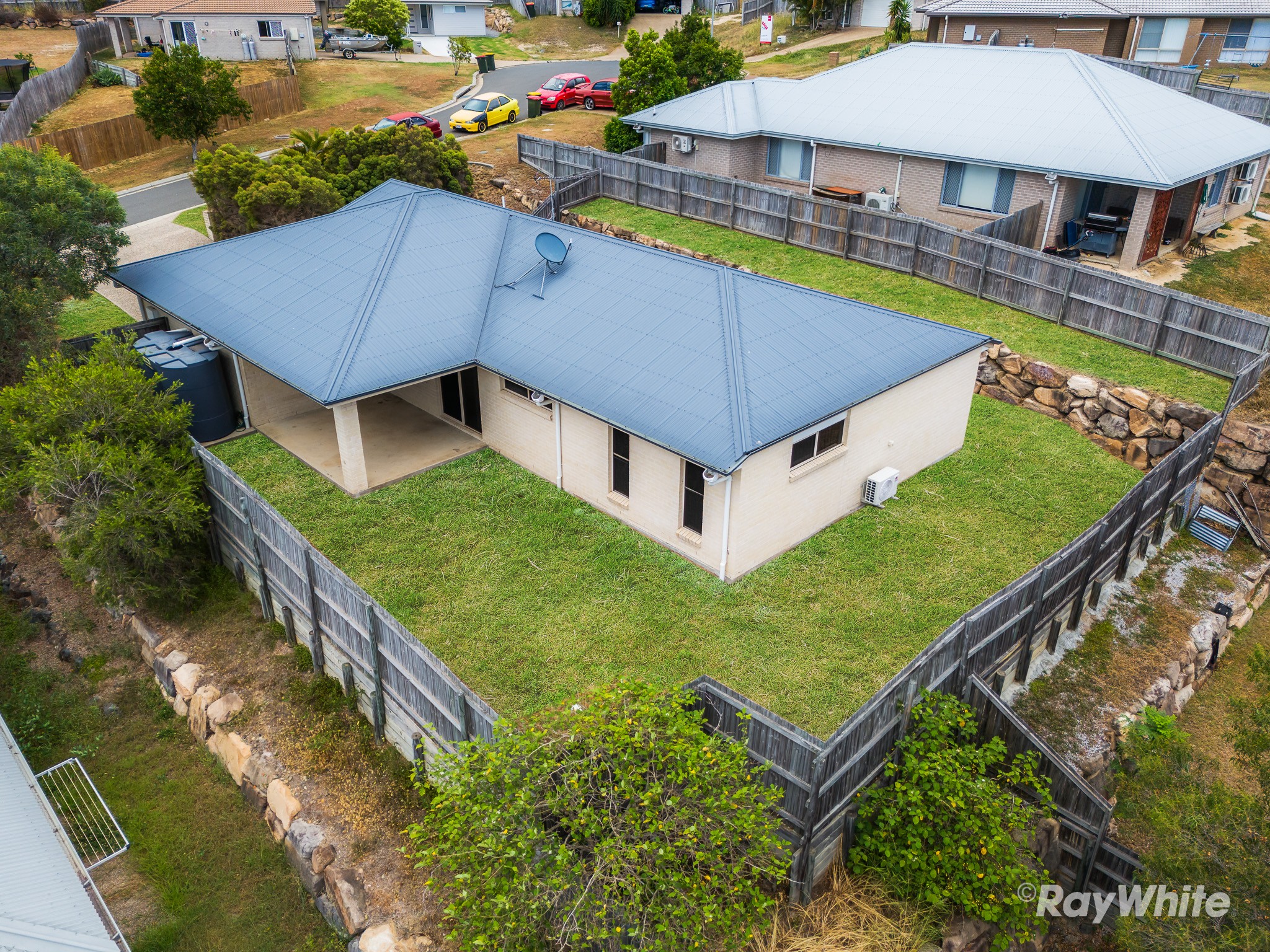18 Sturt Court, Glen Eden, QLD 4680