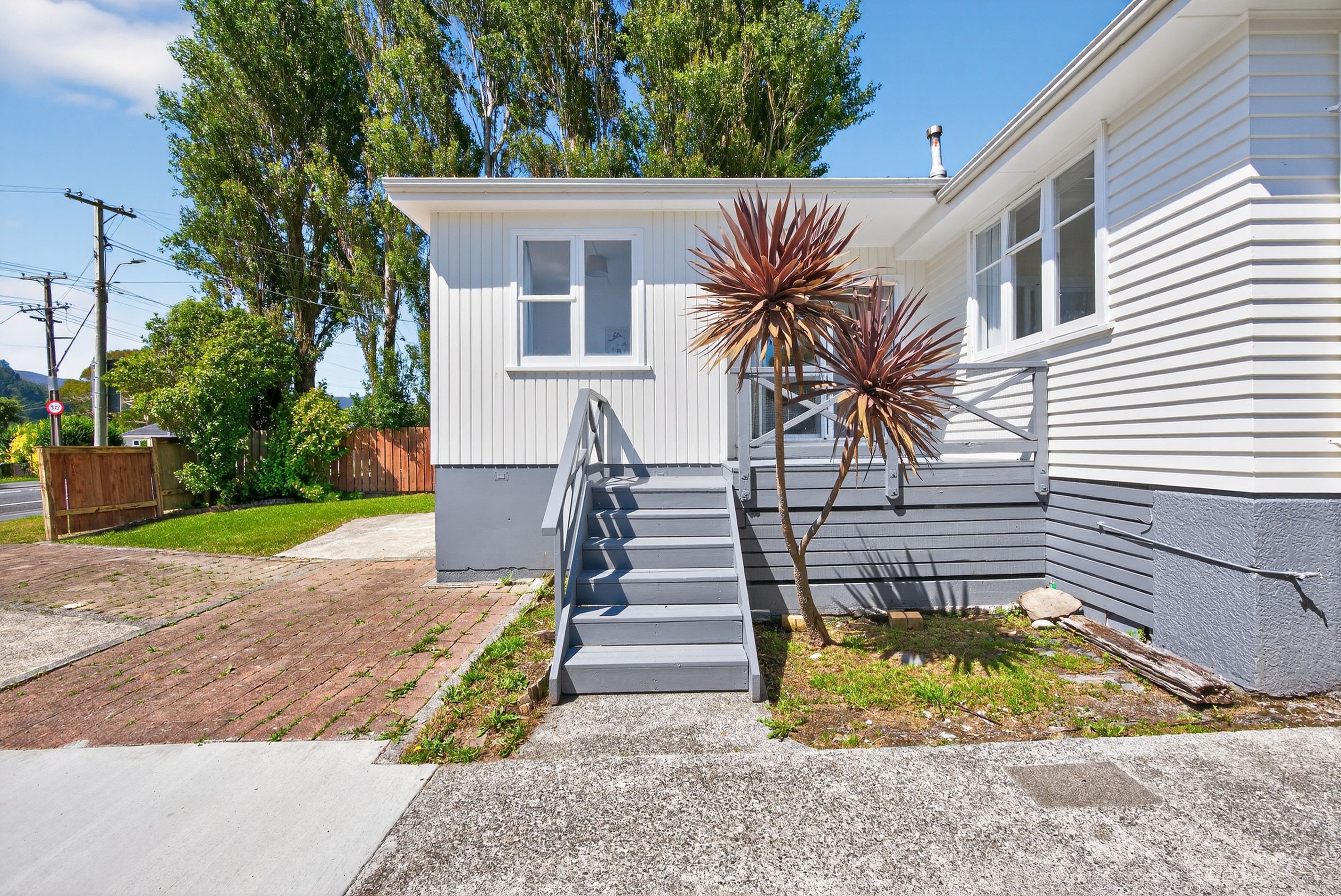 183 Wellington Road, Wainuiomata, Lower Hutt City
