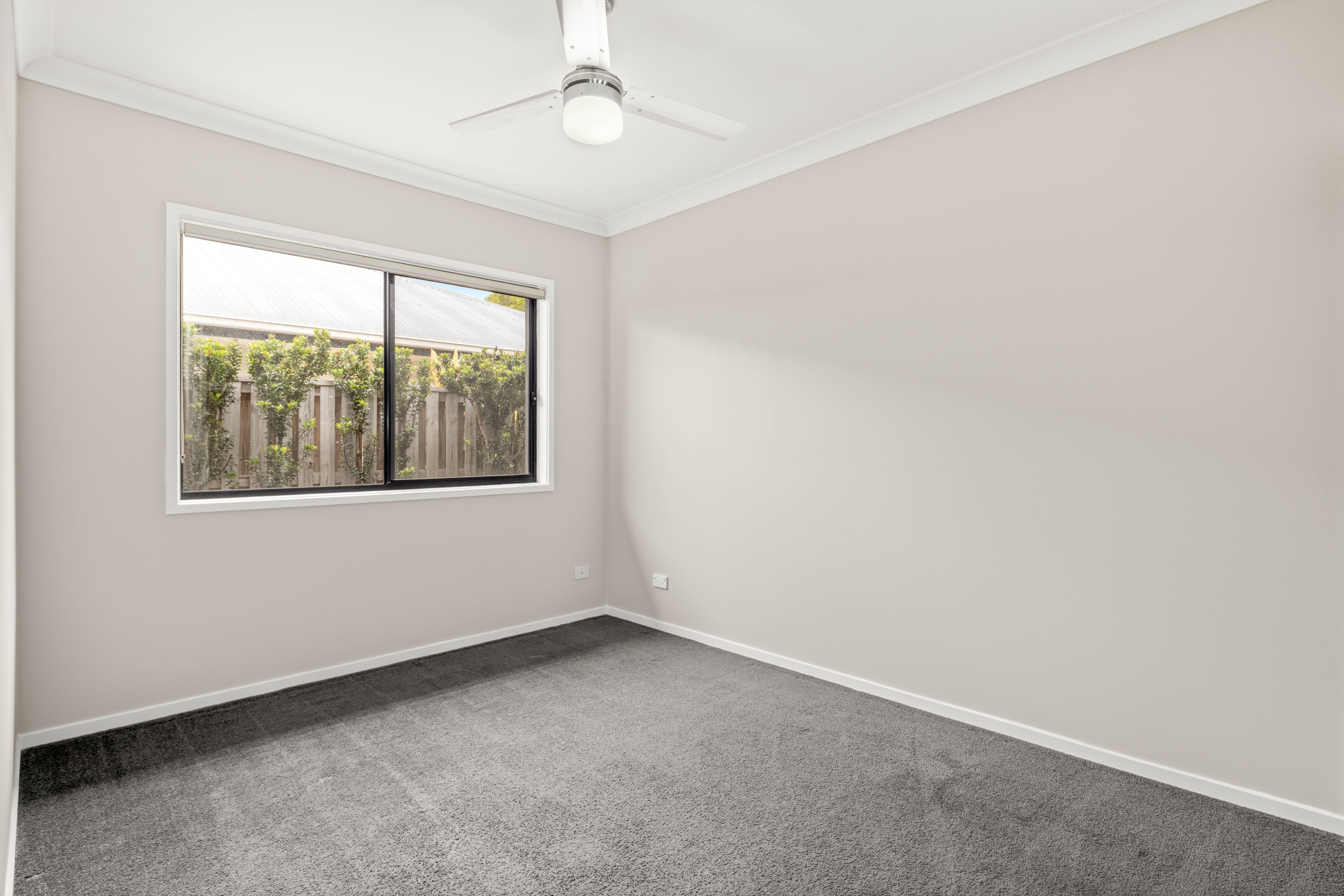 42 Ningaloo Drive — photo 12 of 25