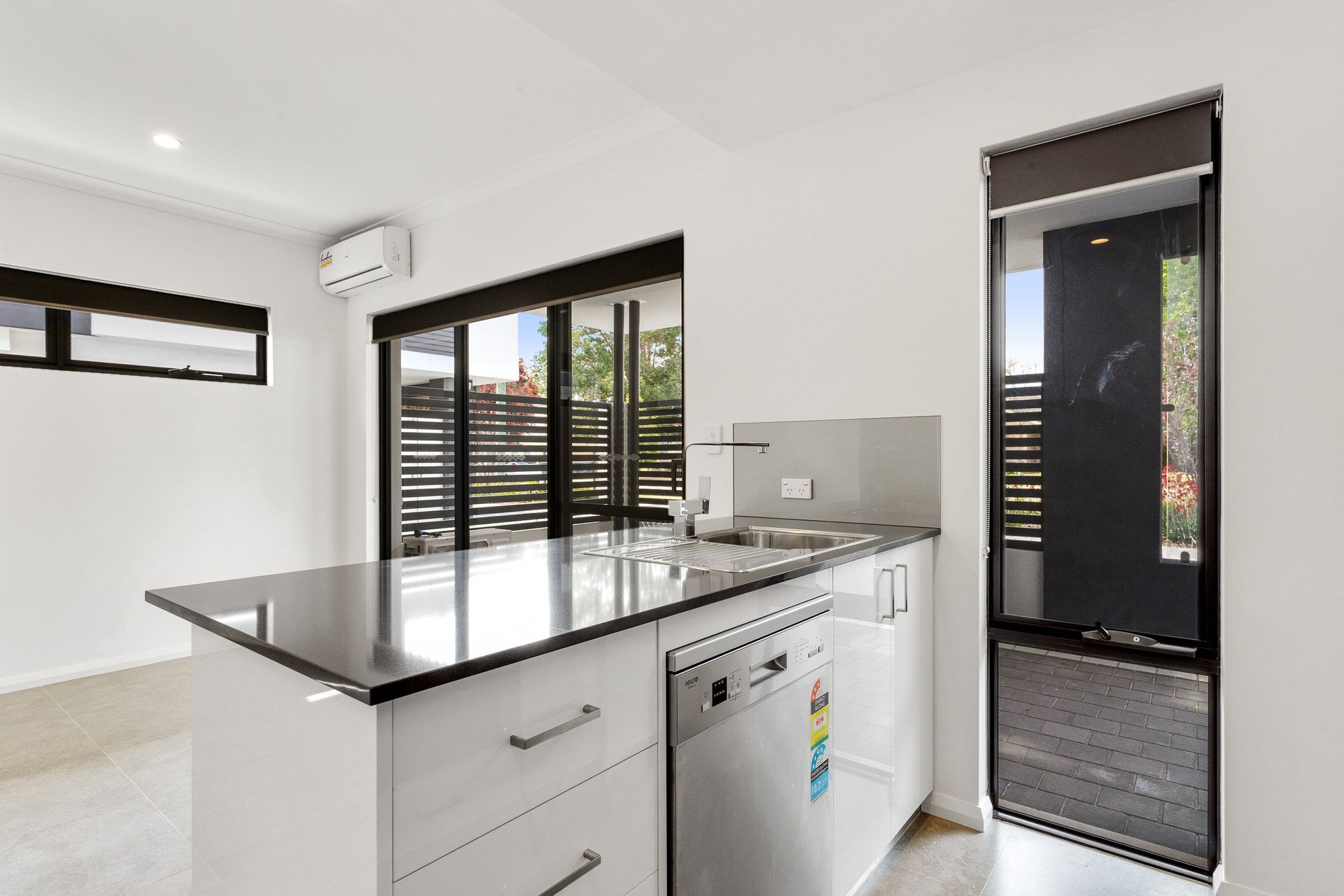 4/178 Surrey Road, Rivervale, WA 6103