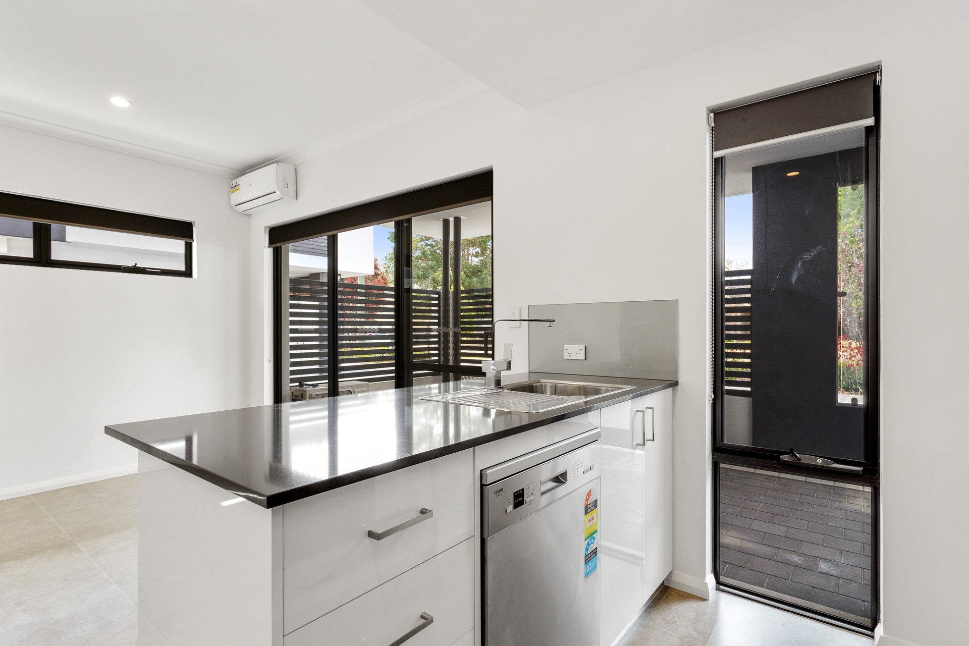 4/178 Surrey Road, Rivervale, WA 6103