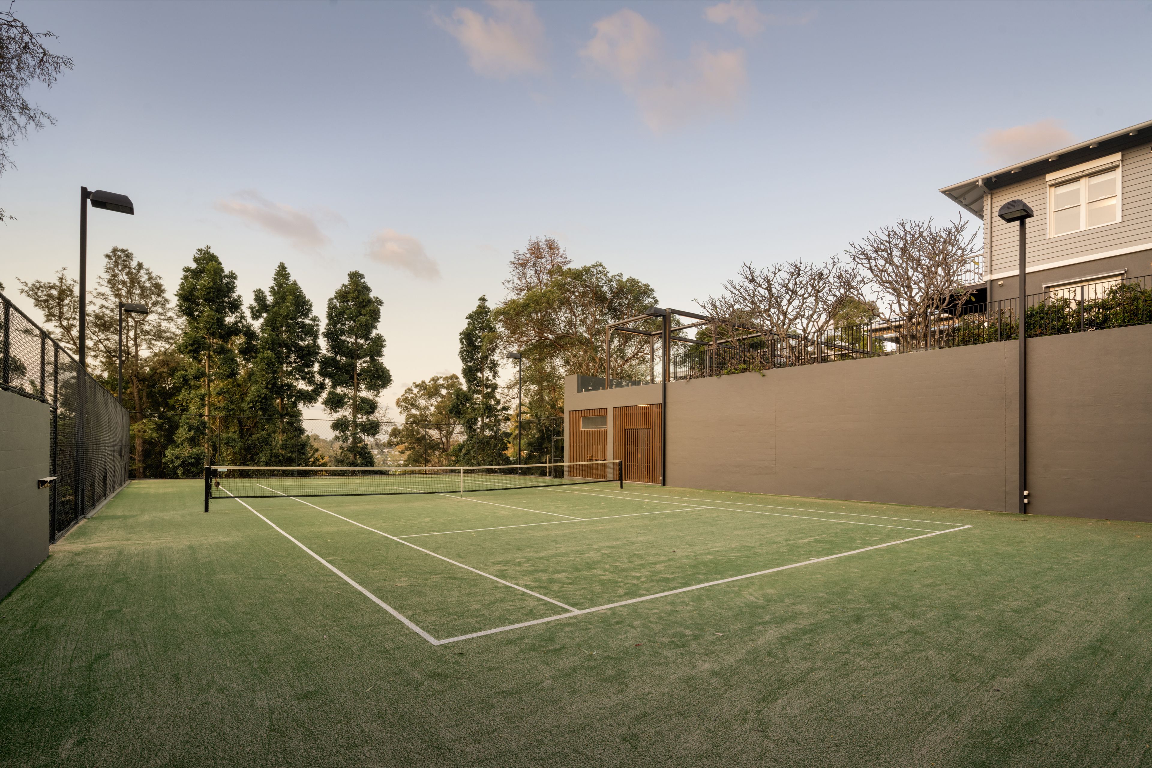 An Inner-City Estate of Extraordinary Proportions — photo 23 of 26