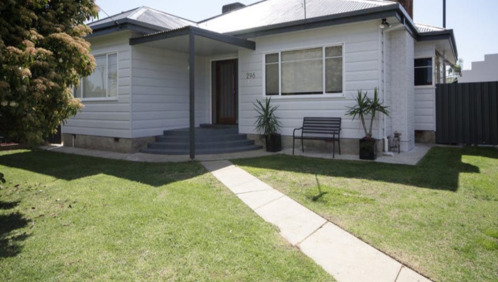 296 Gulpha, North Albury, NSW 2640
