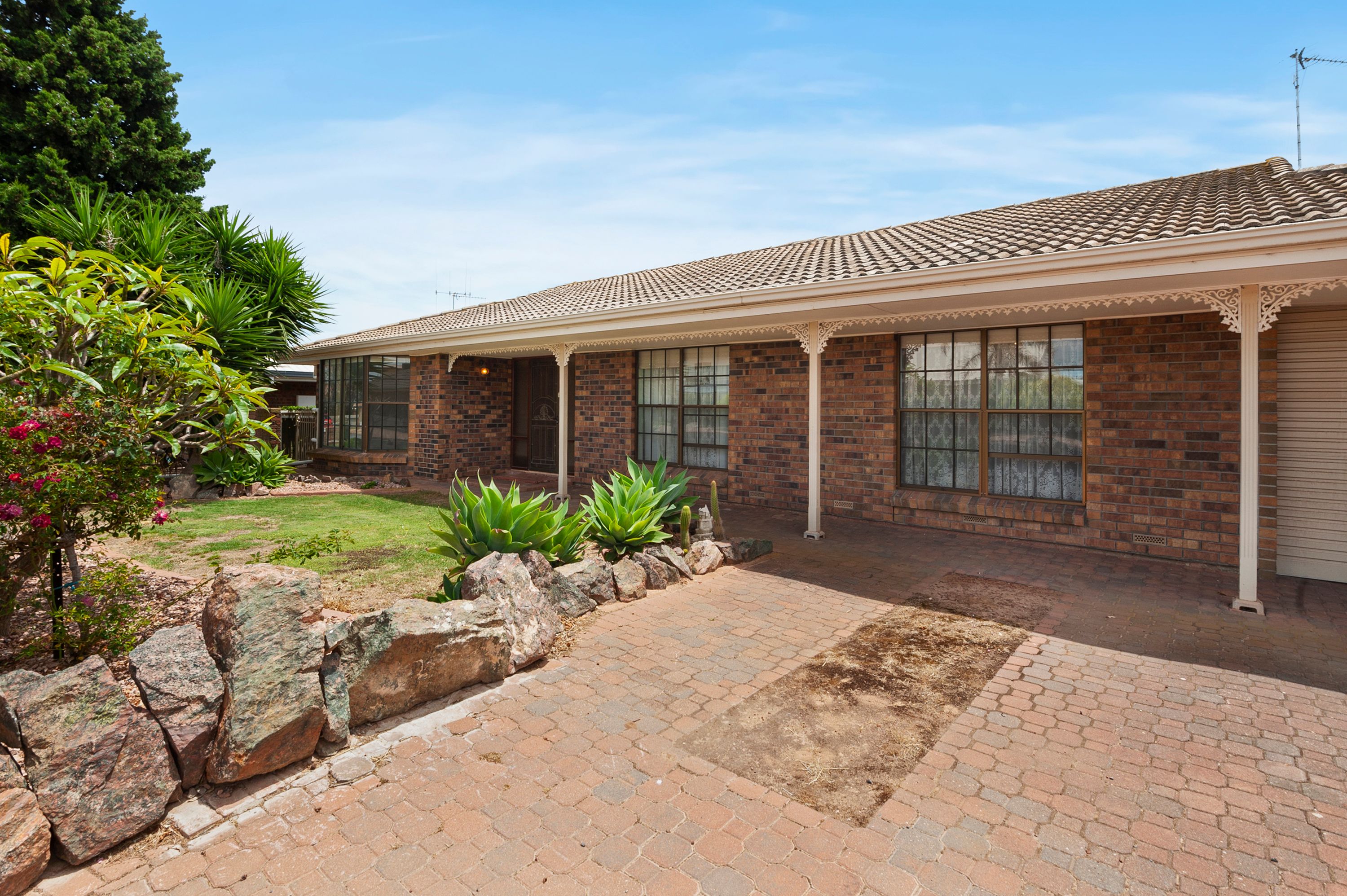 32 Woodforde Drive, North Beach, SA 5556