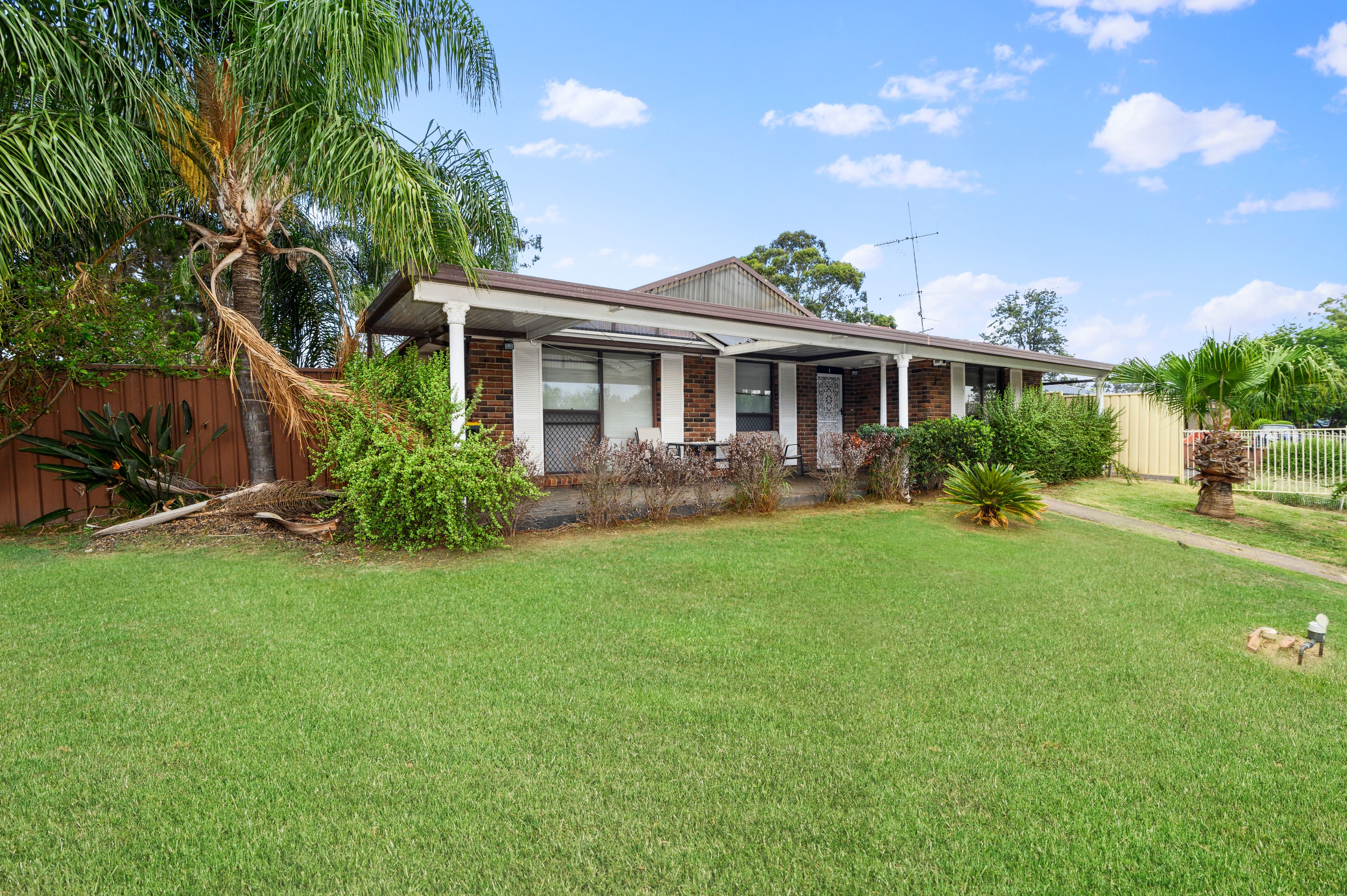 1 Criterion Crescent, Doonside, NSW 2767