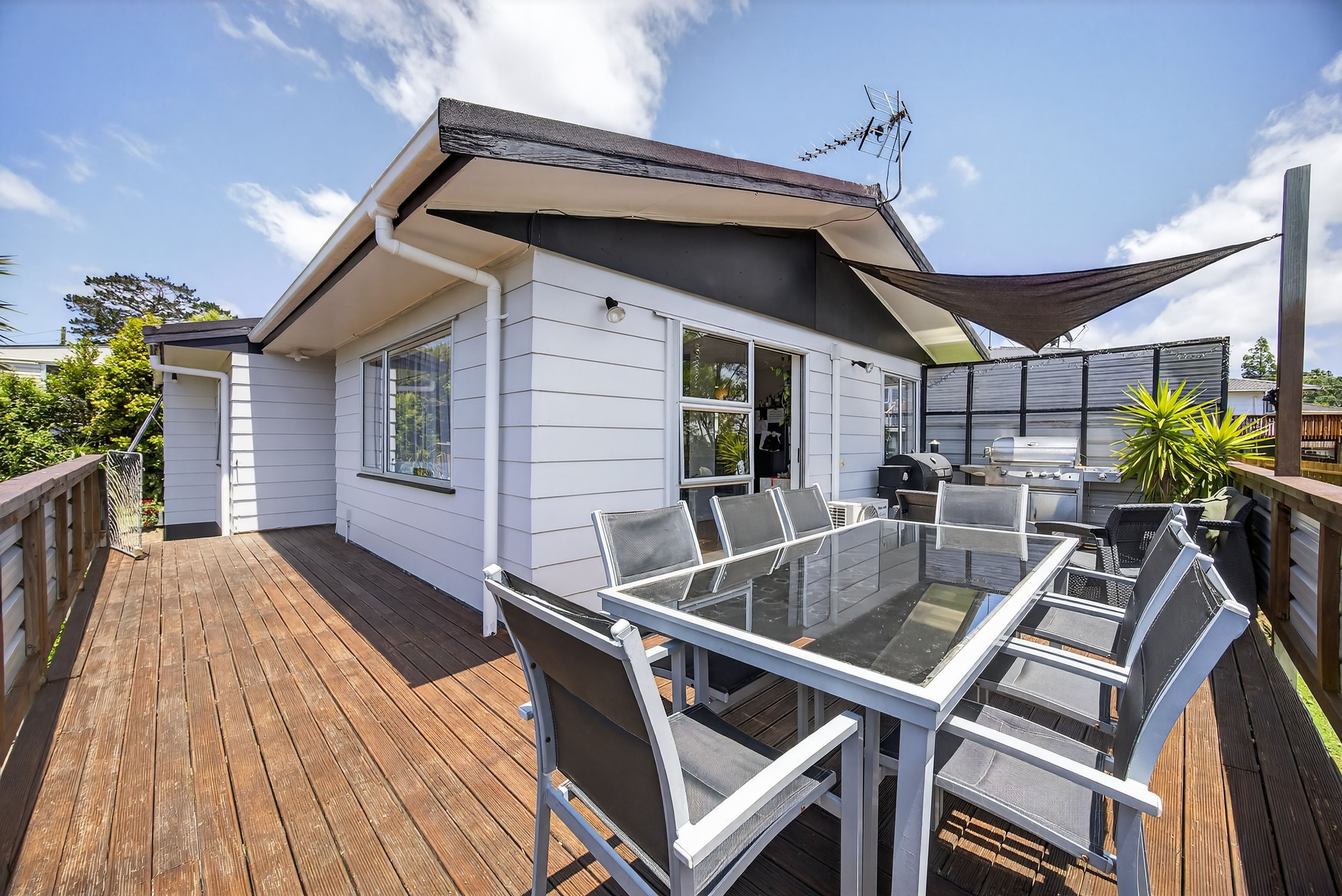 2/32A Helena Street, Massey, Waitakere City