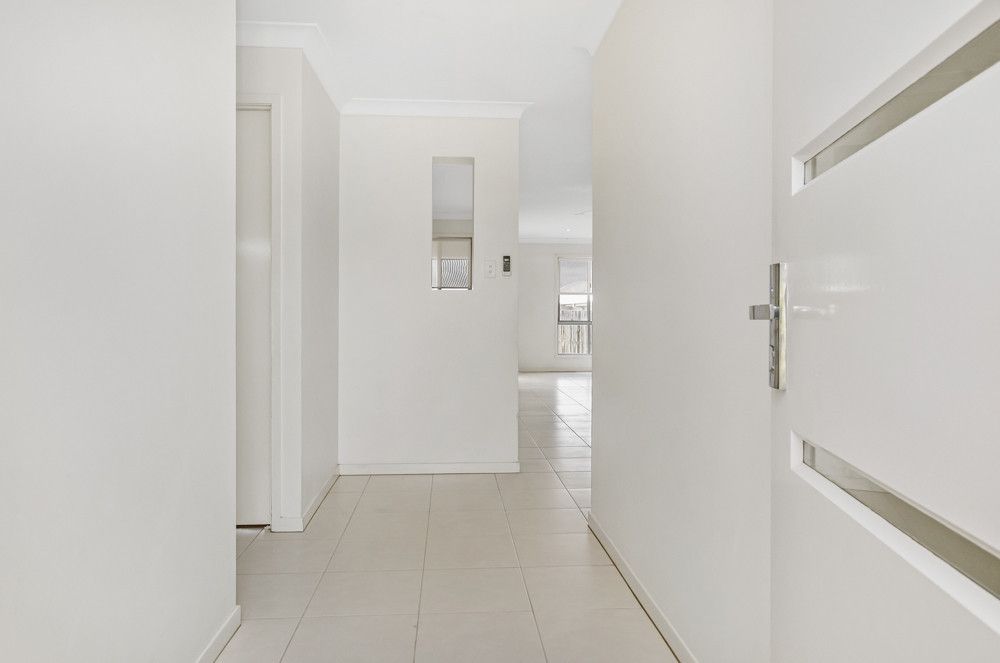 9 Sturt Court — photo 3 of 16