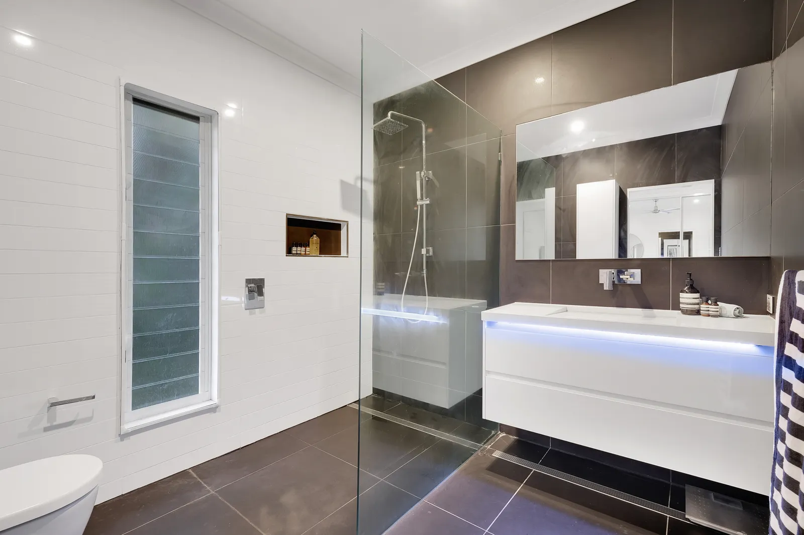 160 Eildon Road, Windsor