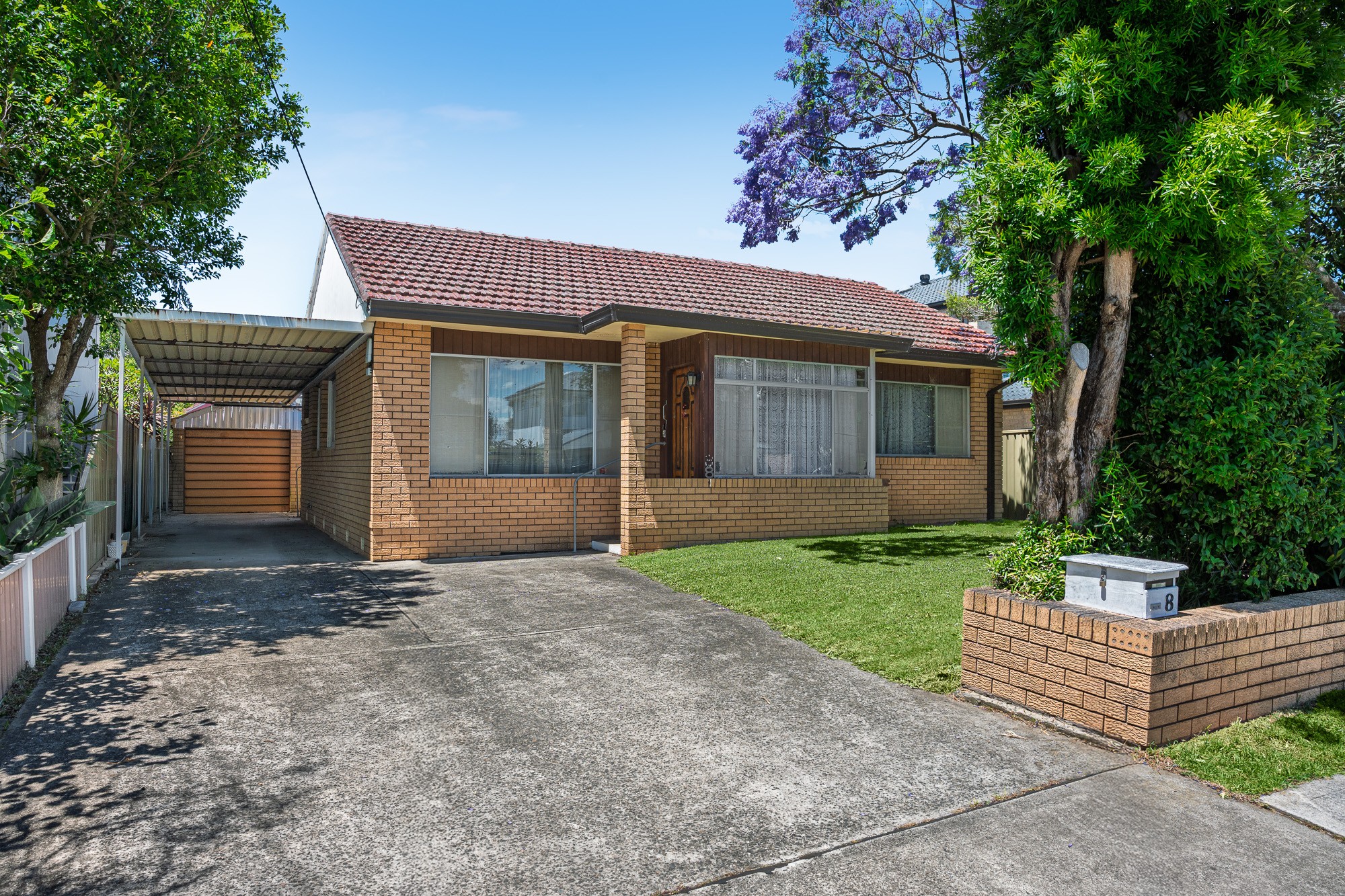 8 Regatta Avenue, Caringbah South, NSW 2229