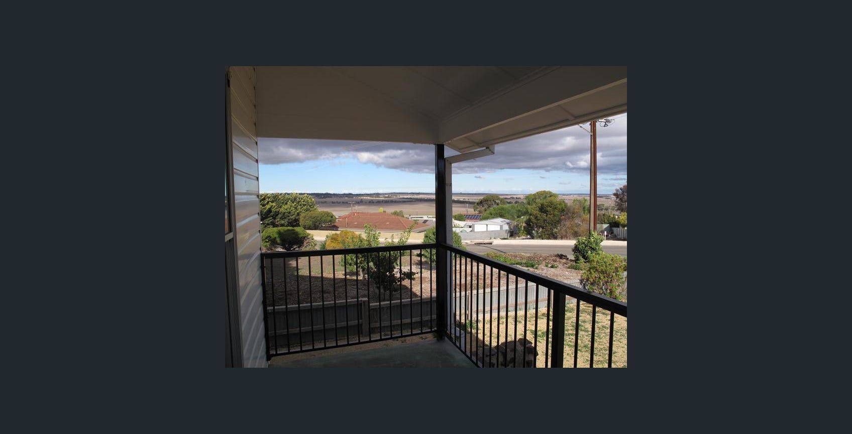 44 Osmond Street — photo 10 of 10