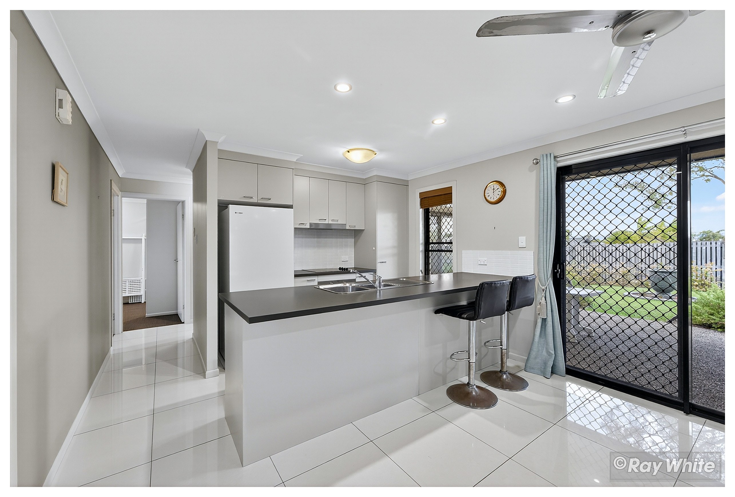 9 Cunningham Court, Gracemere, QLD 4702